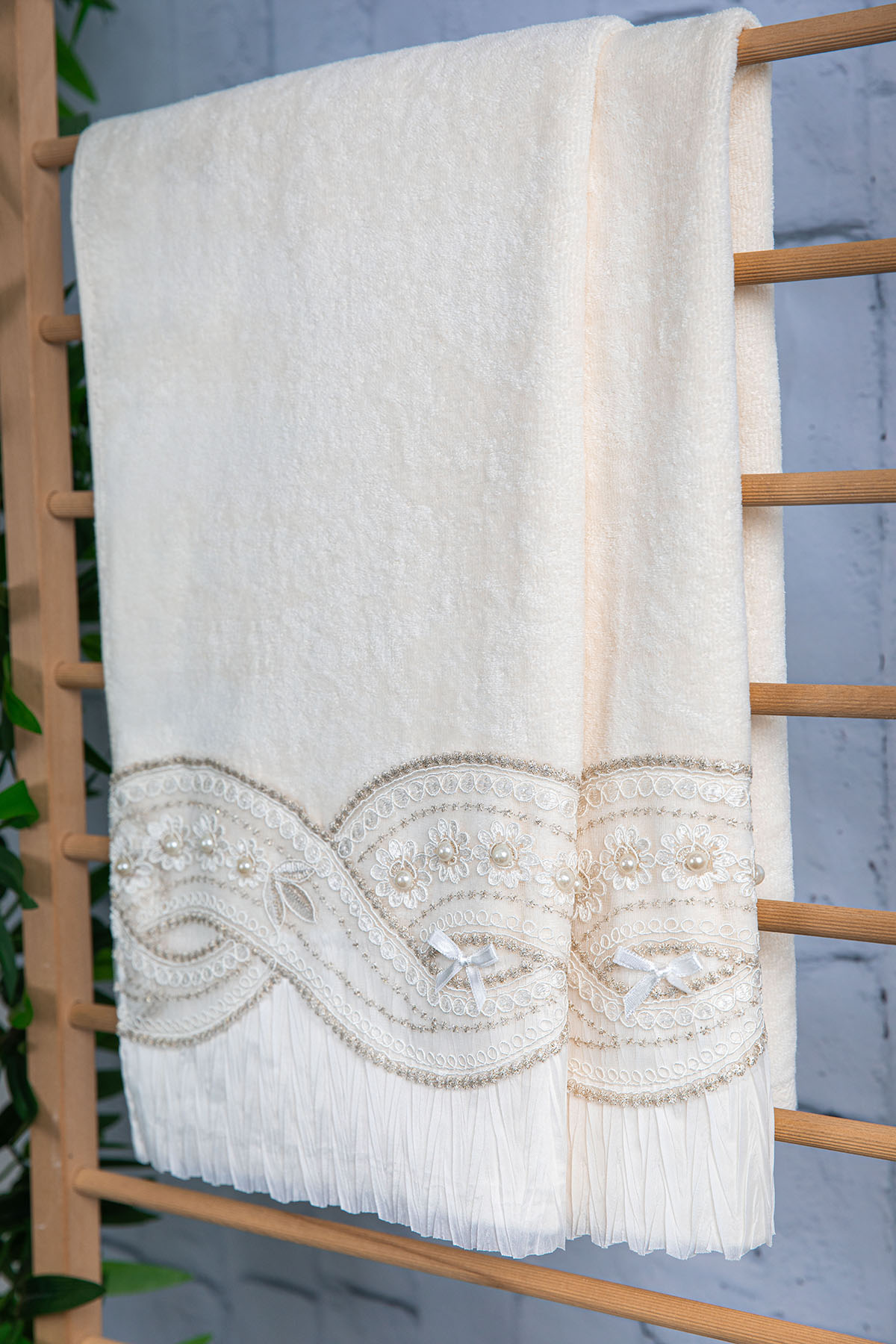 %100 Pamuk Fiyonk Güpürlü Çeyizlik 2li Havlu 50x90 - Krem %100 Pamuk Fiyonk Güpürlü Çeyizlik 2li Havlu 50x90 - Krem