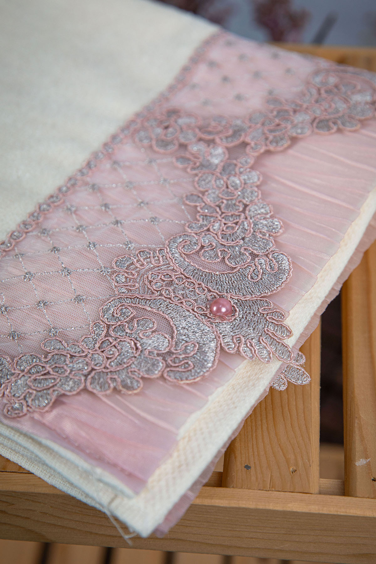 %100 Pamuk İnci Güpürlü Çeyizlik 2li Havlu 50x90 - Pudra %100 Pamuk İnci Güpürlü Çeyizlik 2li Havlu 50x90 - Pudra