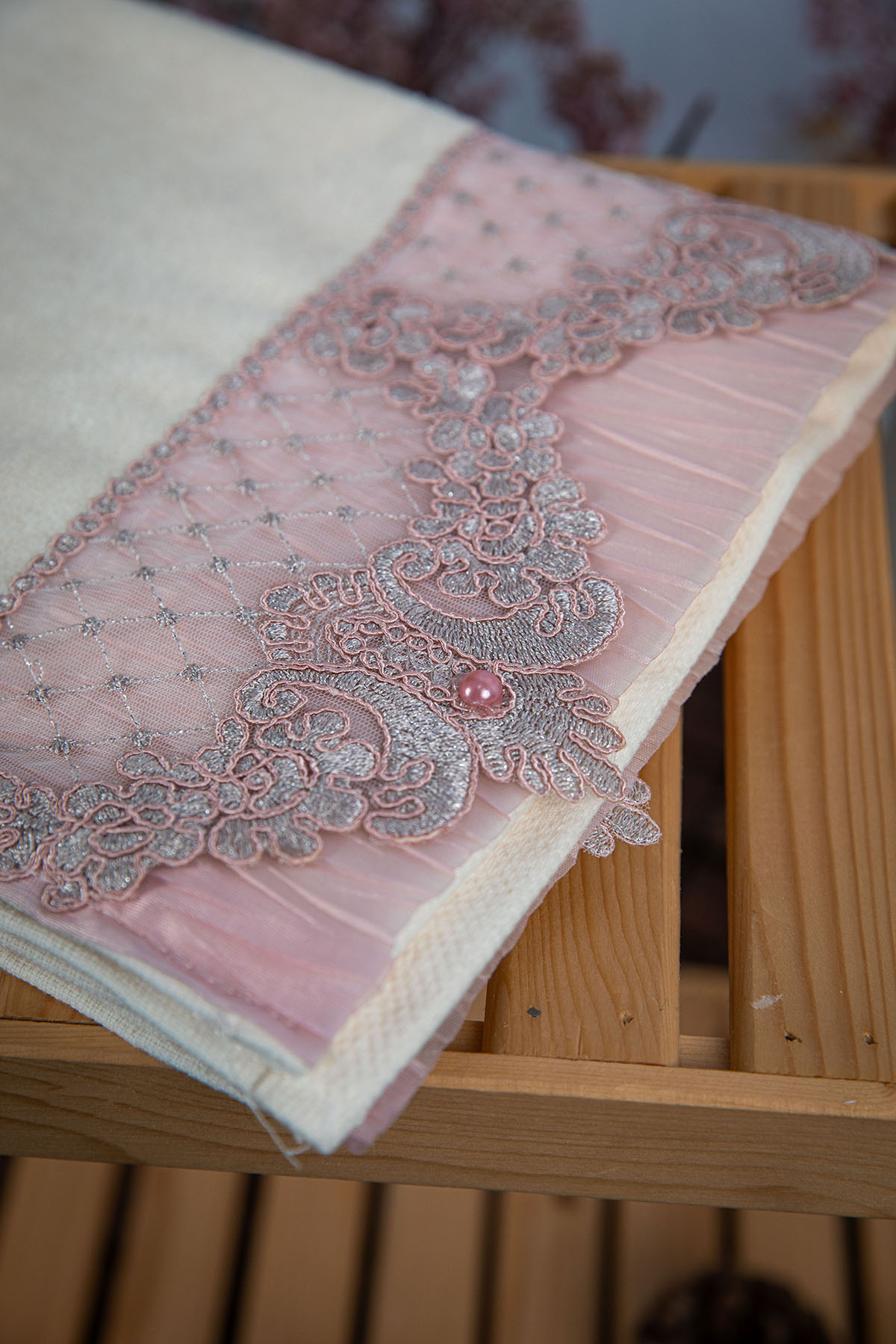 %100 Pamuk İnci Güpürlü Çeyizlik 4lü Havlu 50x90 - Pudra - Vizon %100 Pamuk İnci Güpürlü Çeyizlik 4lü Havlu 50x90 - Pudra - Vizon