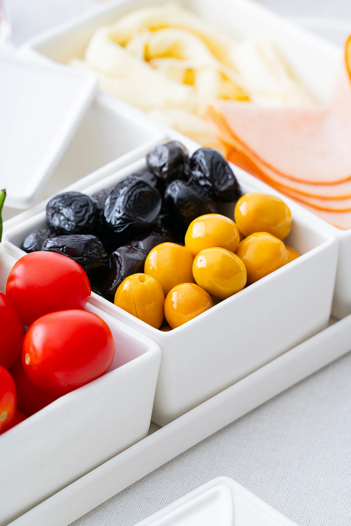 Acar Bianco Perla 6 lı Porselen Oval Kahvaltılık SCT-21-0420 Acar Bianco Perla 6 lı Porselen Oval Kahvaltılık SCT-21-0420