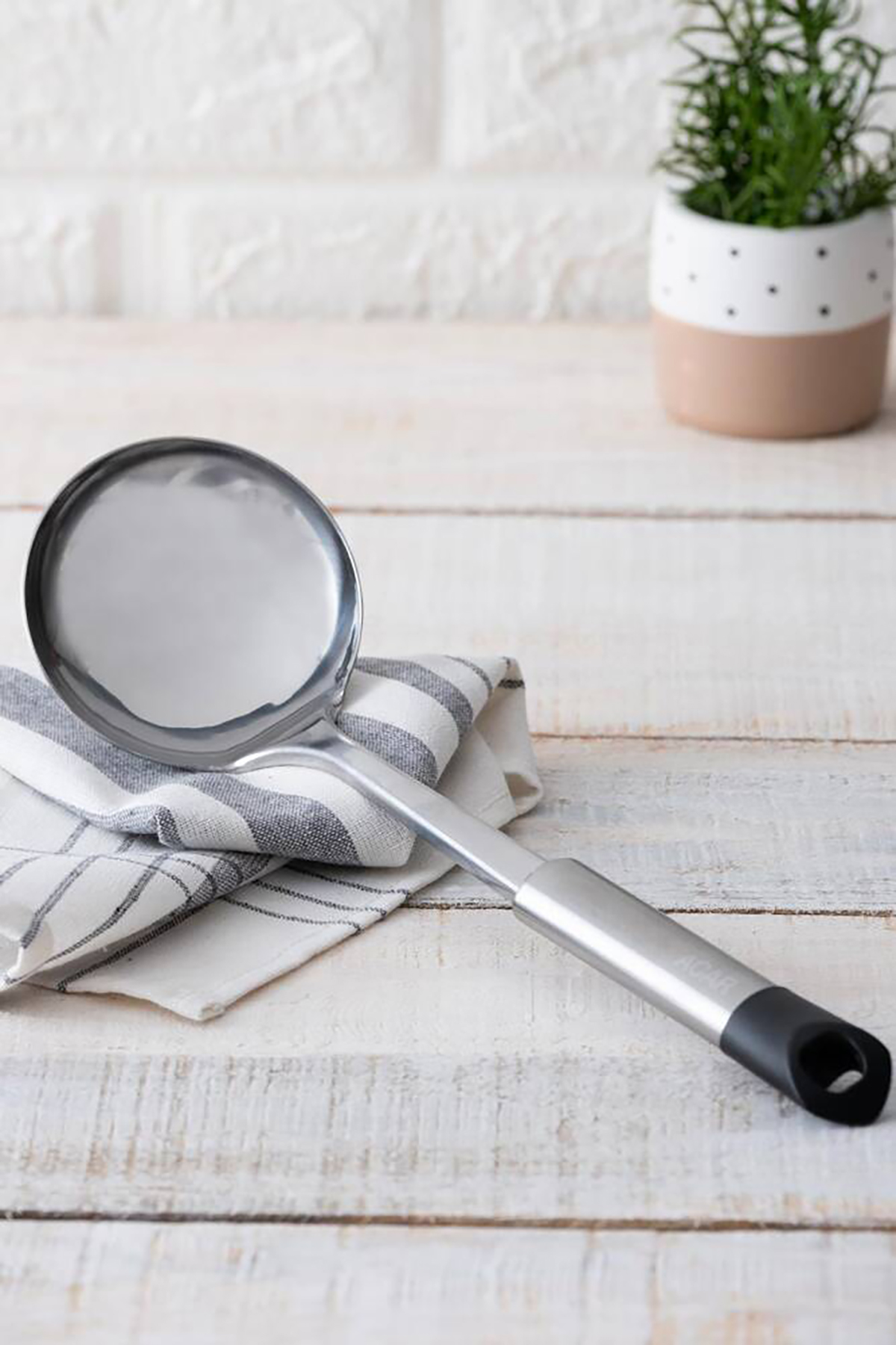 Acar Helix Çelik Kepçe - 33 cm YGJ-06139 Acar Helix Çelik Kepçe - 33 cm YGJ-06139