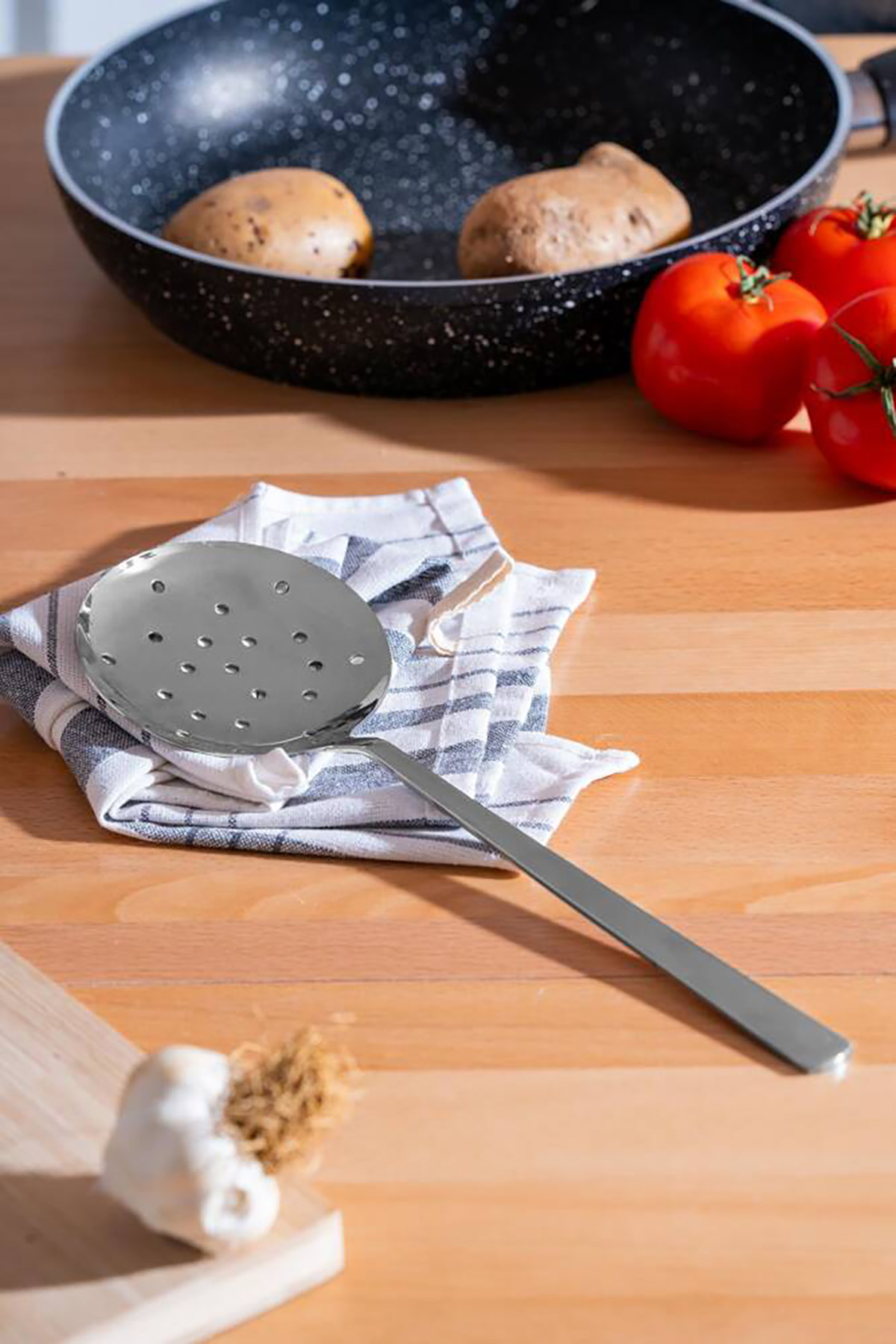 Acar Karat Çelik Servis Kevgir YT-016393 Acar Karat Çelik Servis Kevgir YT-016393