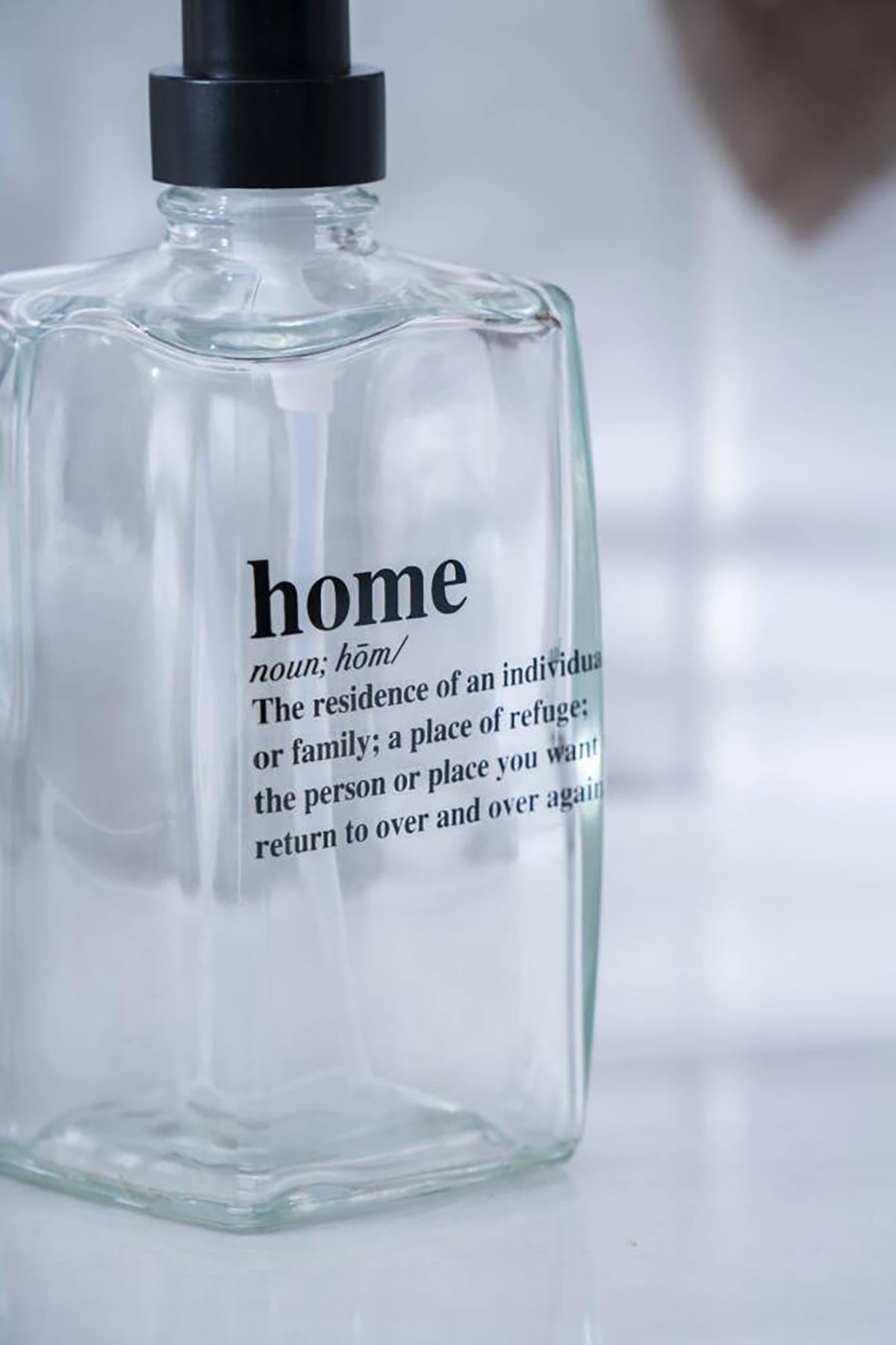 Acar Louvre Cam Sıvı Sabunluk - 500 ml HNR-07616 Acar Louvre Cam Sıvı Sabunluk - 500 ml HNR-07616