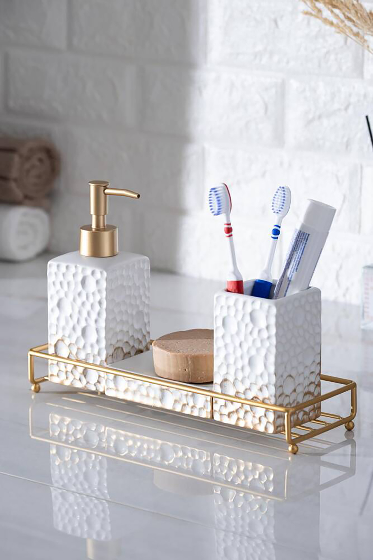 Acar Odeon 4 Parça Banyo Seti - Beyaz BANS-05860 Acar Odeon 4 Parça Banyo Seti - Beyaz BANS-05860