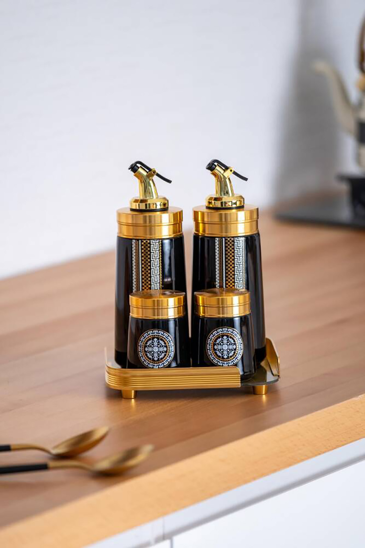 Acar Sonia Suri 5 Parça Cam Tepsili Yağlık / Sirkelik Seti KOH-05019 Acar Sonia Suri 5 Parça Cam Tepsili Yağlık / Sirkelik Seti KOH-05019