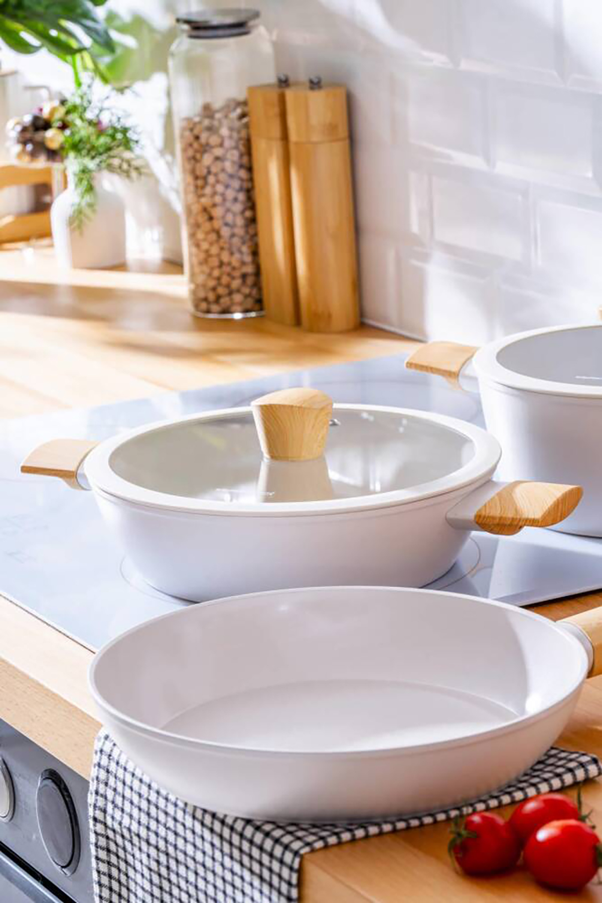 Acar Ultimate Pro 5 Parça Tencere Seti - Gri Ahşap BFT-06769 Acar Ultimate Pro 5 Parça Tencere Seti - Gri Ahşap BFT-06769