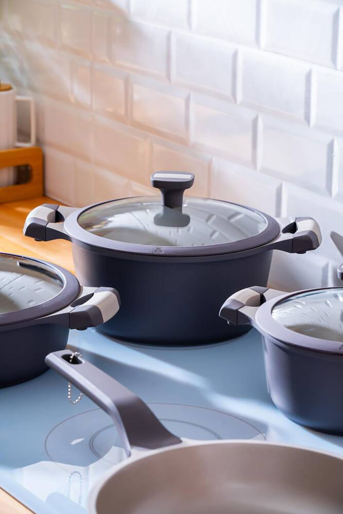 Acar Ultimate Pro 7 Parça Tencere Seti - Antrasit BSC-06783 Acar Ultimate Pro 7 Parça Tencere Seti - Antrasit BSC-06783