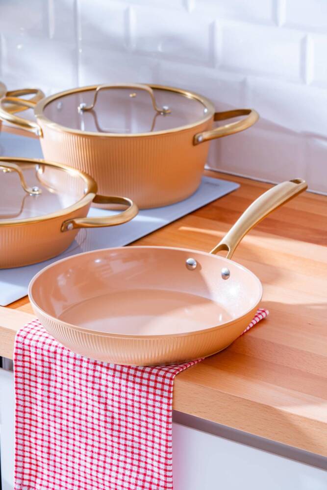 Acar Ultimate Pro 7 Parça Tencere Seti - Rose Gold BFT-06764 Acar Ultimate Pro 7 Parça Tencere Seti - Rose Gold BFT-06764