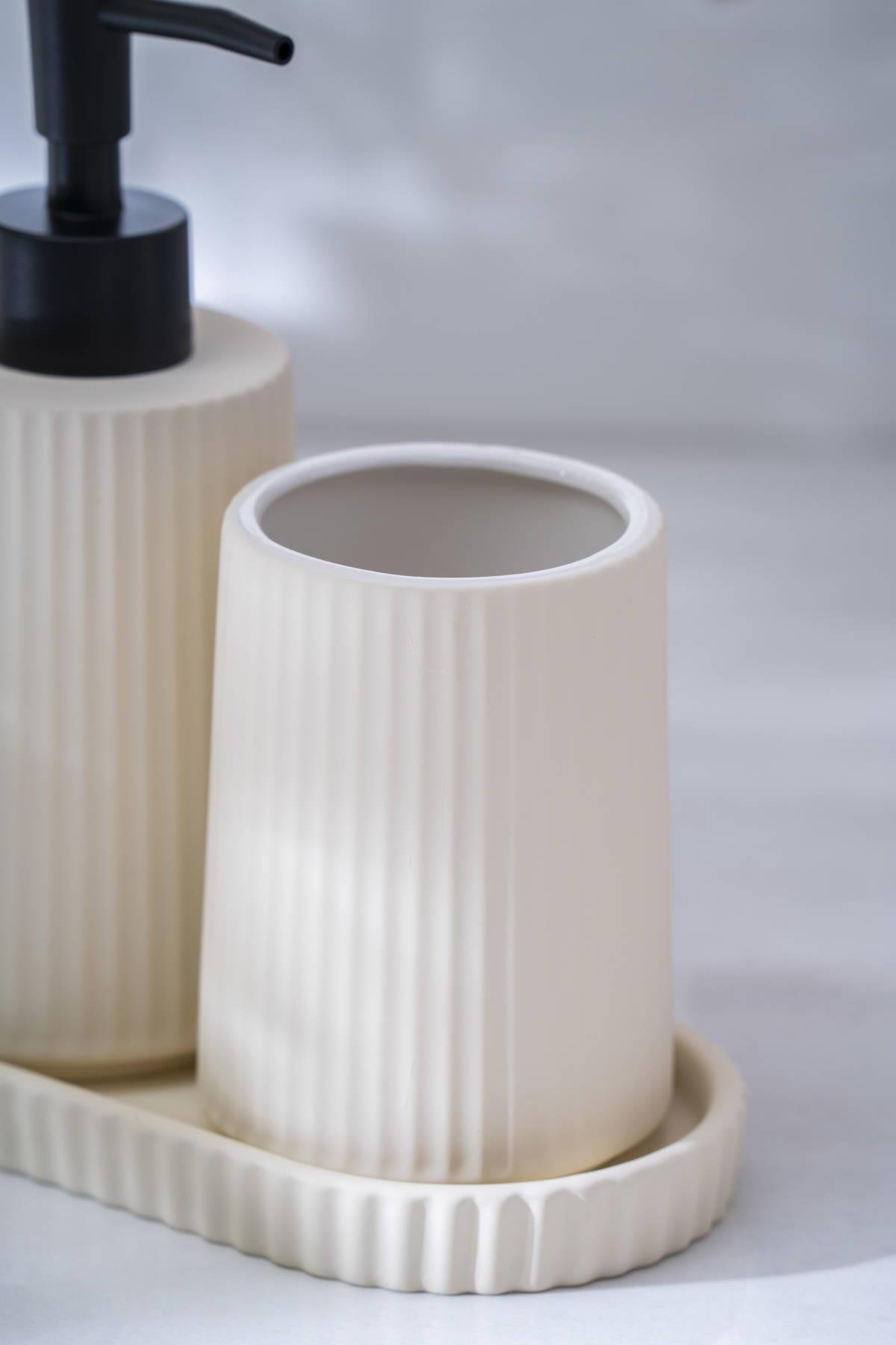 Acar Vega Yuvarlak 3 Parça Sıvı Sabunluk Ve Diş Fırçalık Seti 18 cm -Krem SABJ-06988