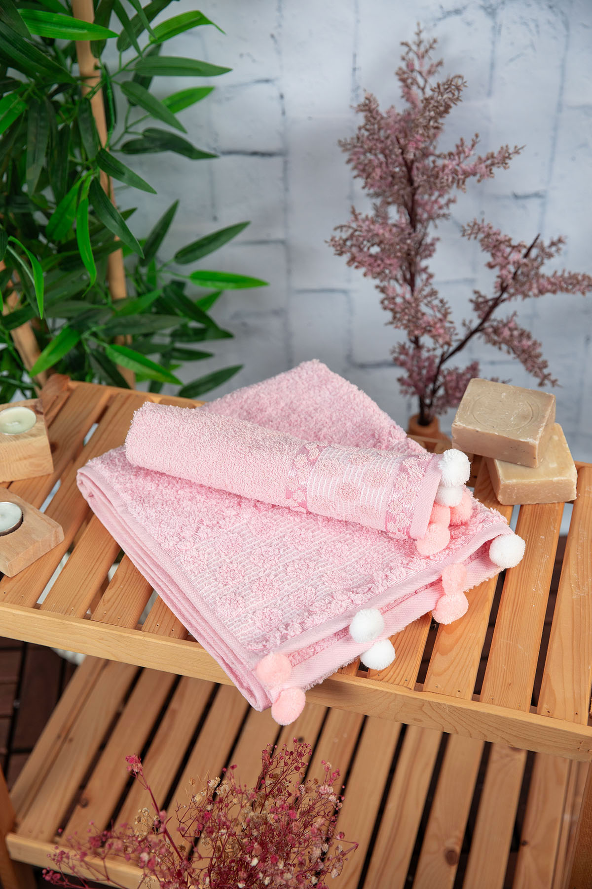 Bella Ponponlu 2'li El Yüz Havlusu - Pembe Bella Ponponlu 2'li El Yüz Havlusu - Pembe