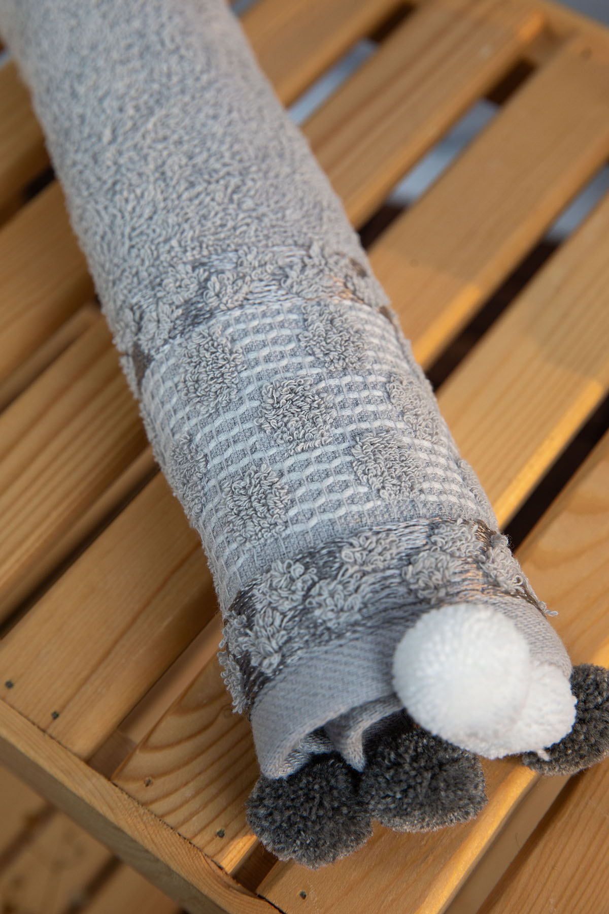 Bella Ponponlu El Havlusu 30x50 - Gri