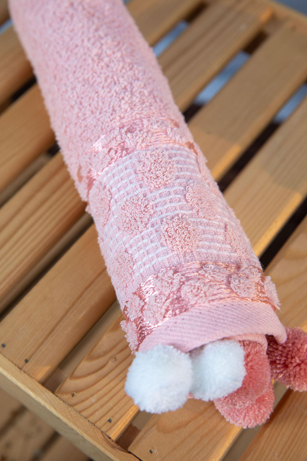 Bella Ponponlu El Havlusu 30x50 - Pembe Bella Ponponlu El Havlusu 30x50 - Pembe