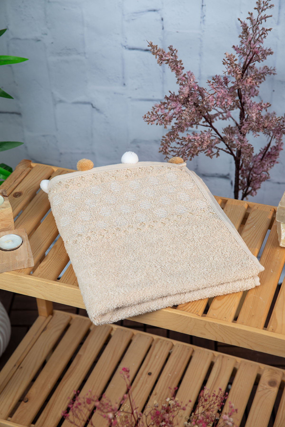 Bella Ponponlu Yüz Havlusu 50x90 - Bej