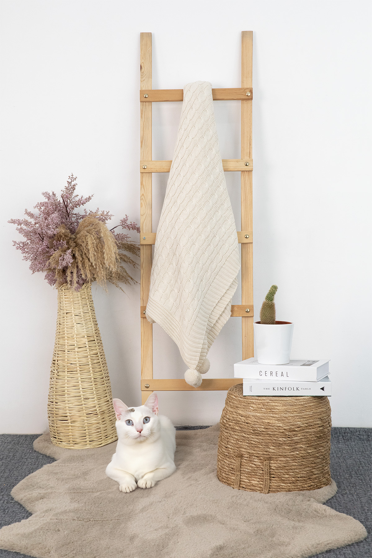 Biocotton Triko Ponponlu Tv Battaniyesi - Bej Biocotton Triko Ponponlu Tv Battaniyesi - Bej