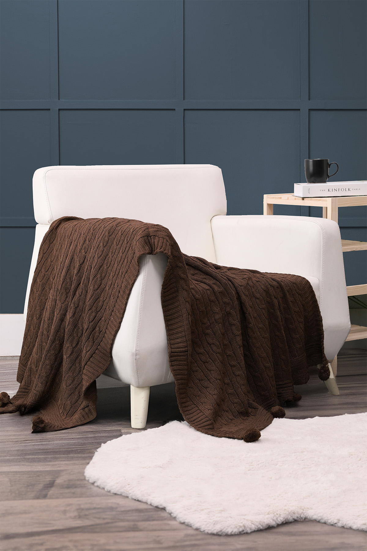 Biocotton Triko Ponponlu Örgü Tv Battaniyesi - Kahverengi