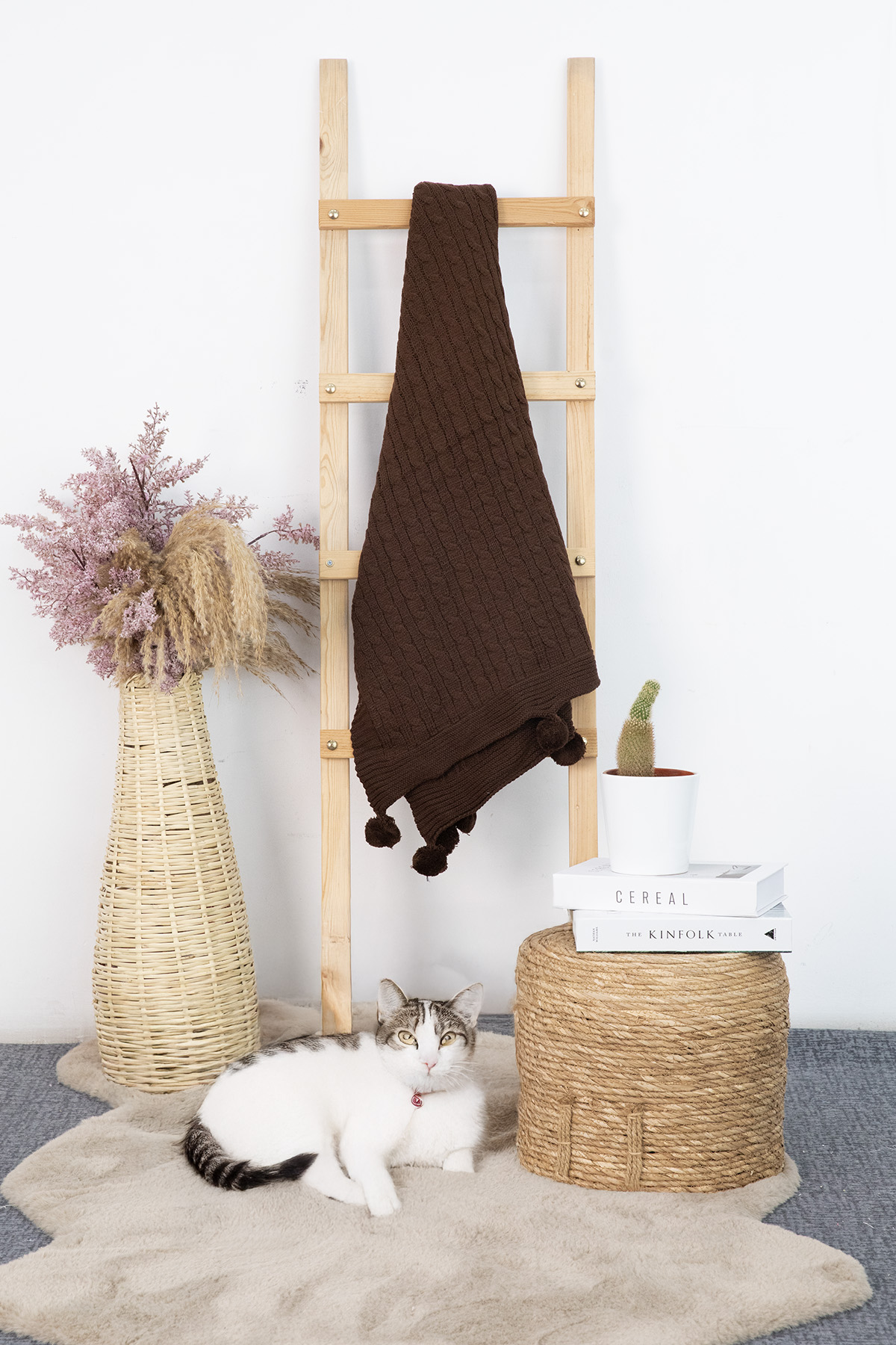 Biocotton Triko Ponponlu Tv Battaniyesi - Kahveren Biocotton Triko Ponponlu Tv Battaniyesi - Kahveren