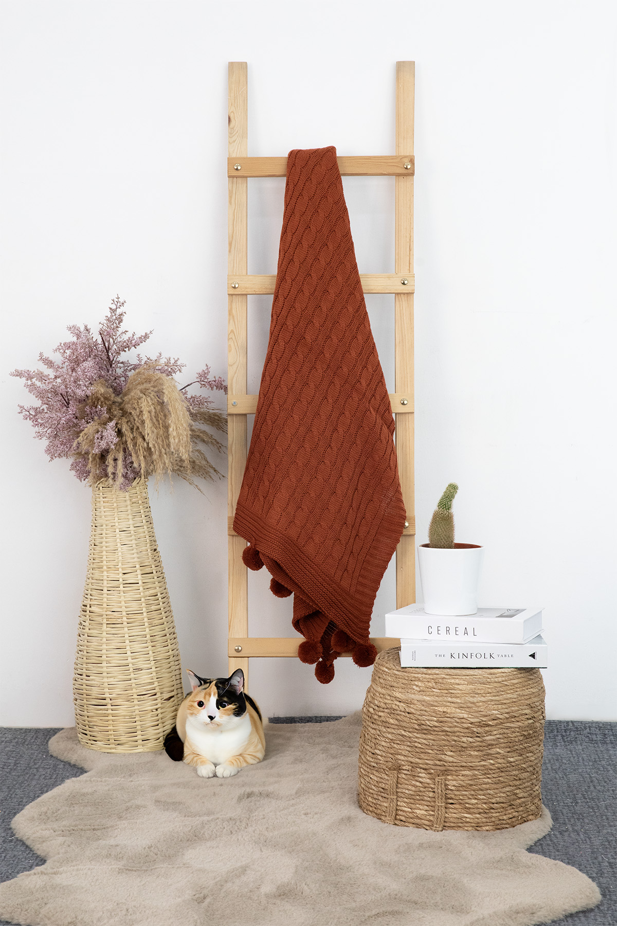 Biocotton Triko Ponponlu Tv Battaniyesi - Kiremit Biocotton Triko Ponponlu Tv Battaniyesi - Kiremit