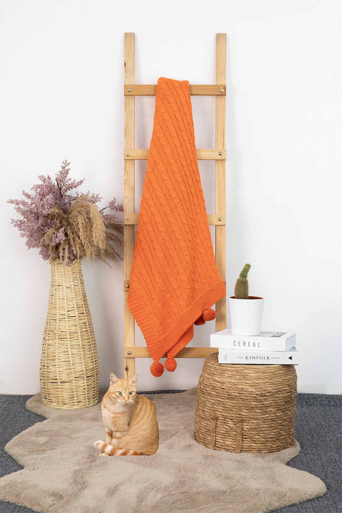 Biocotton Triko Ponponlu Tv Battaniyesi - Turuncu Biocotton Triko Ponponlu Tv Battaniyesi - Turuncu