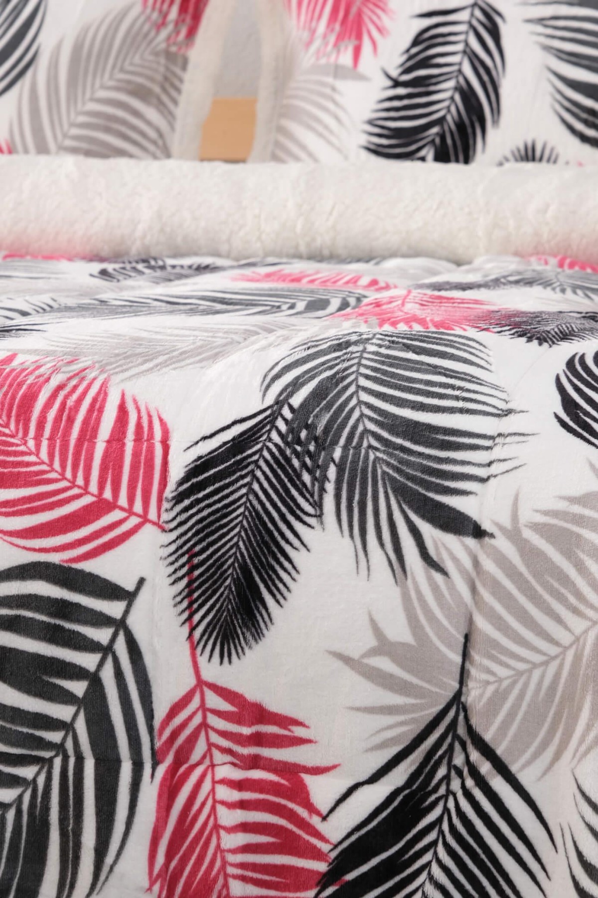 Comforter Yaprak Desen Çift Kişilik Battaniye Seti - Pembe