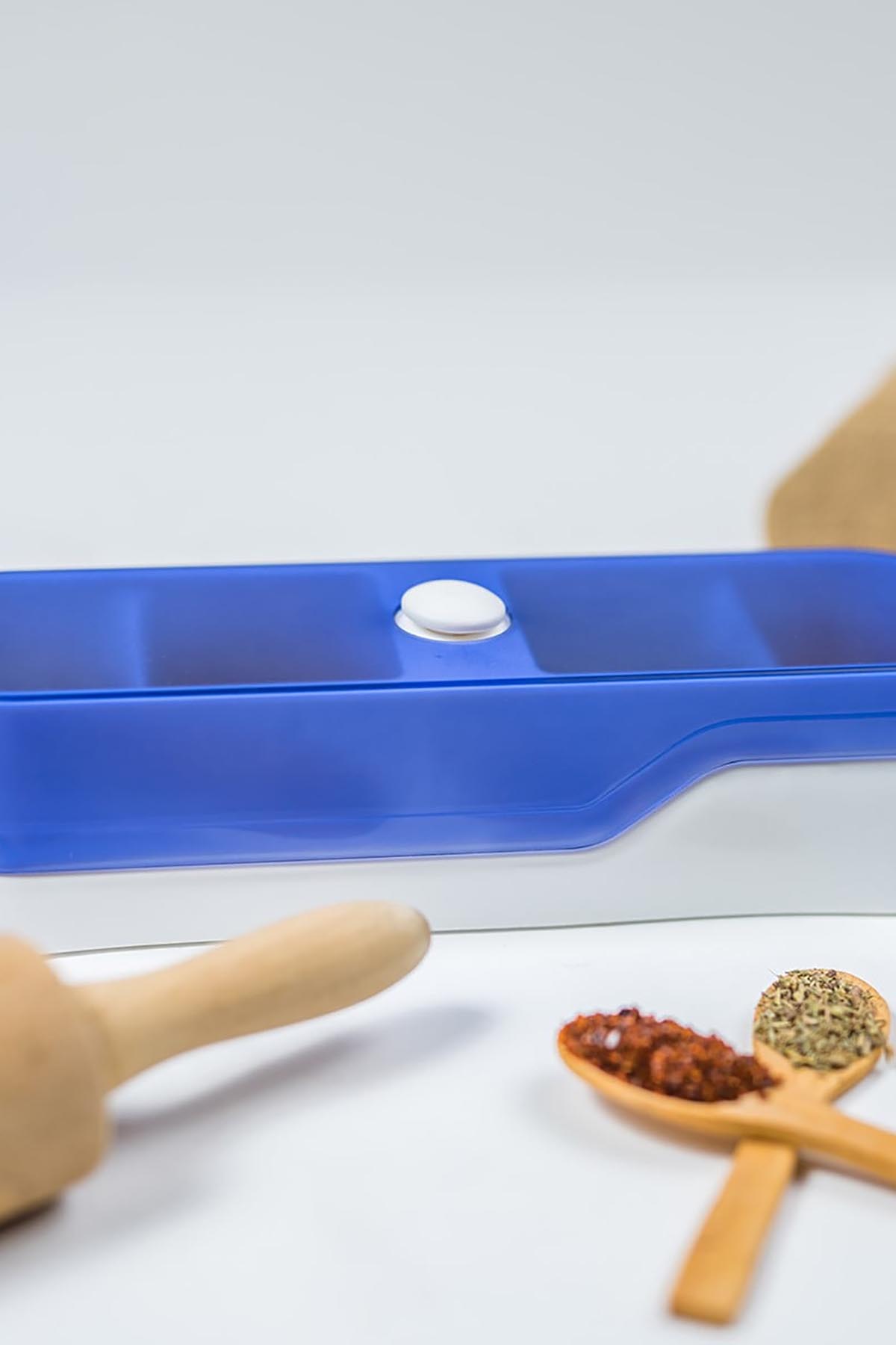 DecoBella 4 Gözlü Baharatlık 81136 - Beyaz DecoBella 4 Gözlü Baharatlık 81136 - Beyaz