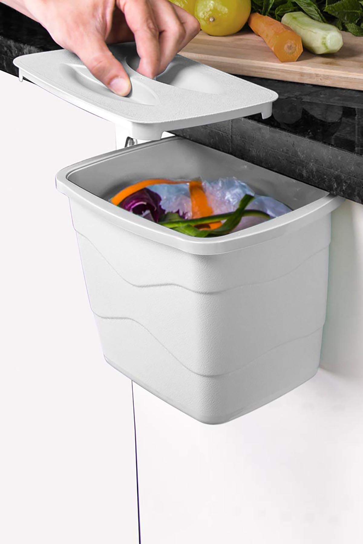 DecoBella Pratik Kapaklı Çöp Kovası 50801 - Gri DecoBella Pratik Kapaklı Çöp Kovası 50801 - Gri