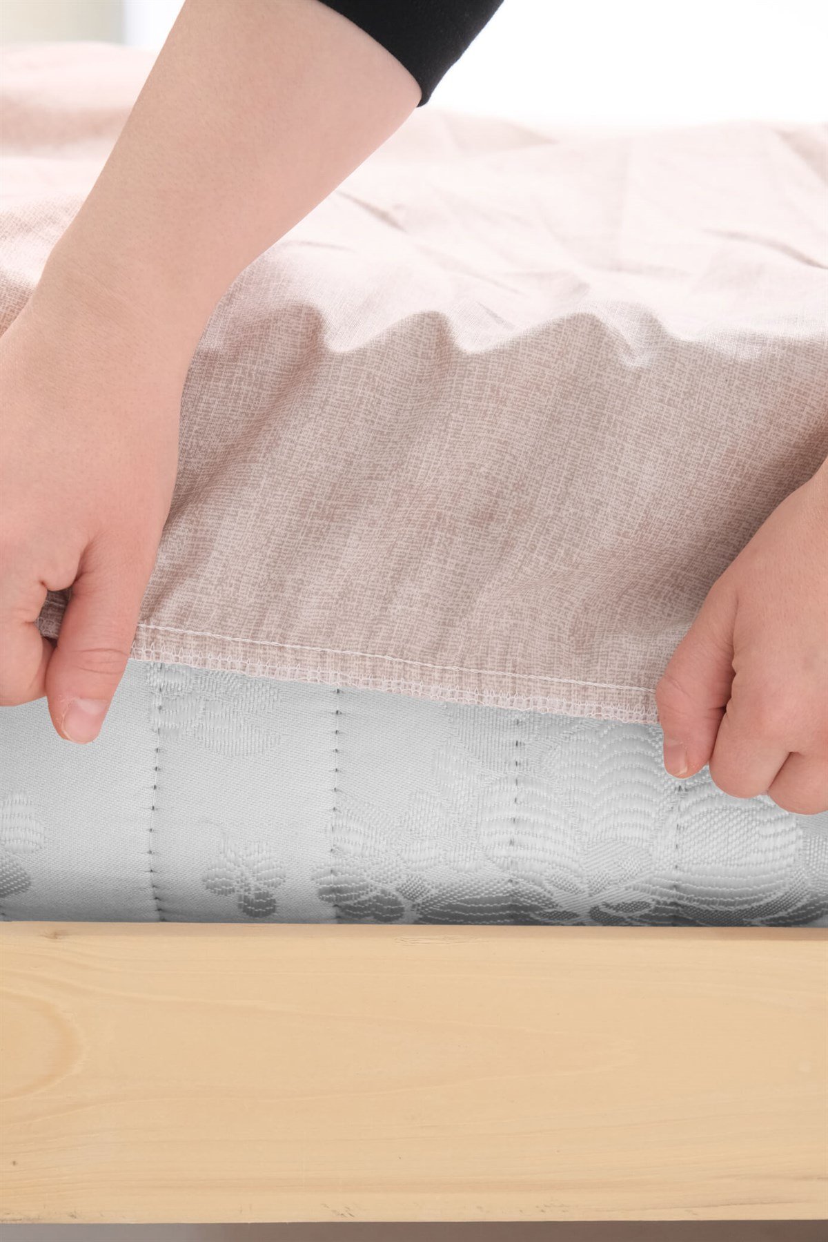 Basic Lastikli Çarşaflı Pamuklu Tek Kişilik Nevresim Takımı - Gri - Vizon