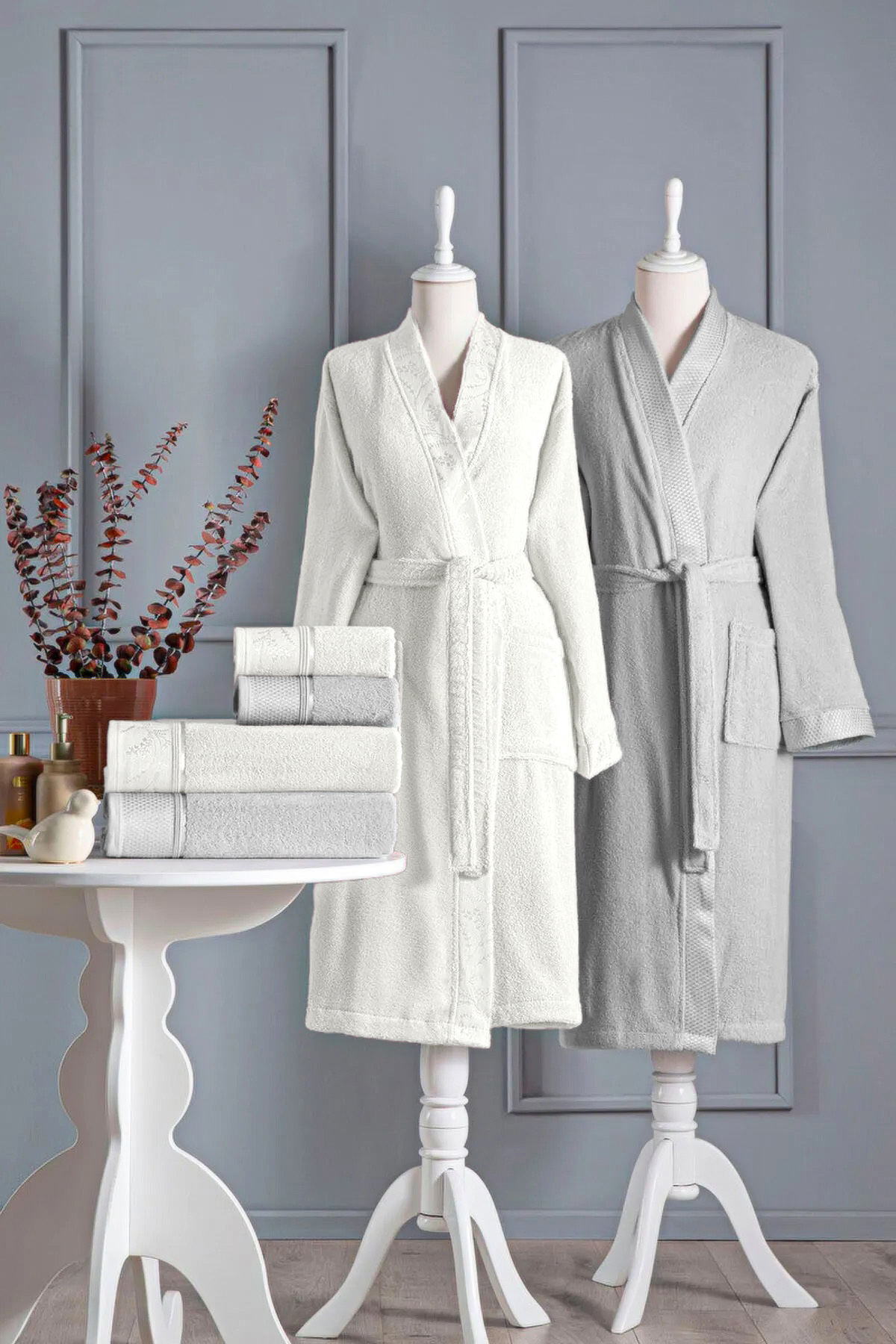 Ditsy Aile Seti Bornoz Seti - Gri - Krem Ditsy Aile Seti Bornoz Seti - Gri - Krem