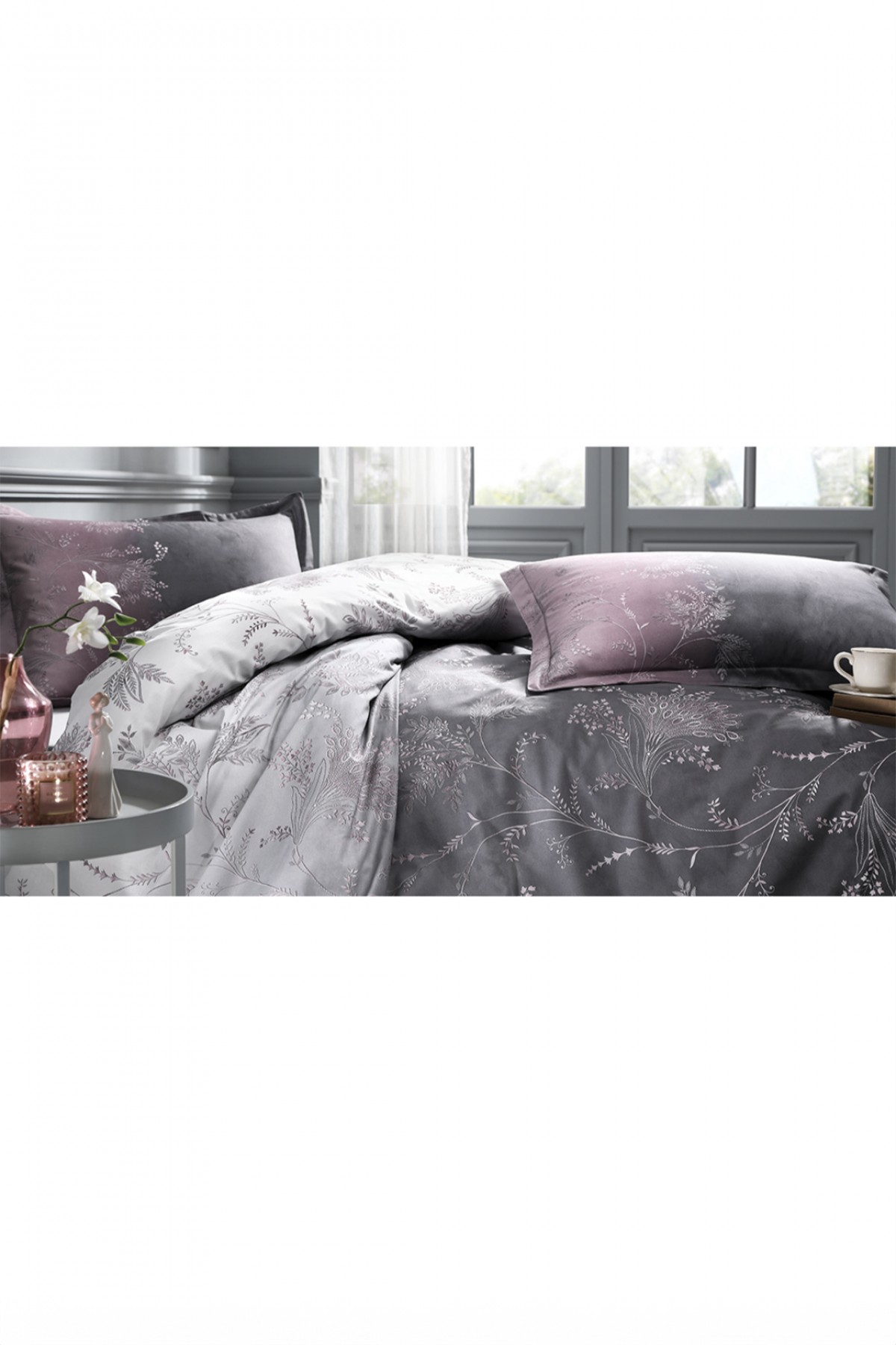 Ditsy Çift Kişilik Lastikli Fitted Çarşaf Nevresim Takımı Ditsy Çift Kişilik Lastikli Fitted Çarşaf Nevresim Takımı