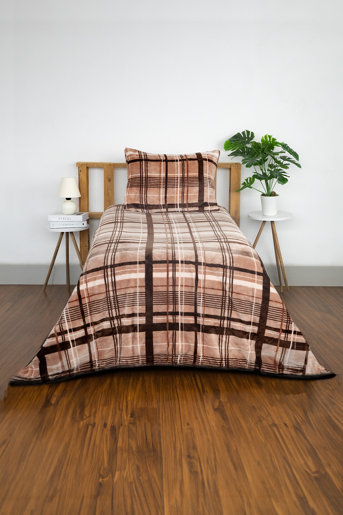 Favora 2 Parça Woolly Tek Kişilik Yatak Örtüsü Set Favora 2 Parça Woolly Tek Kişilik Yatak Örtüsü Set