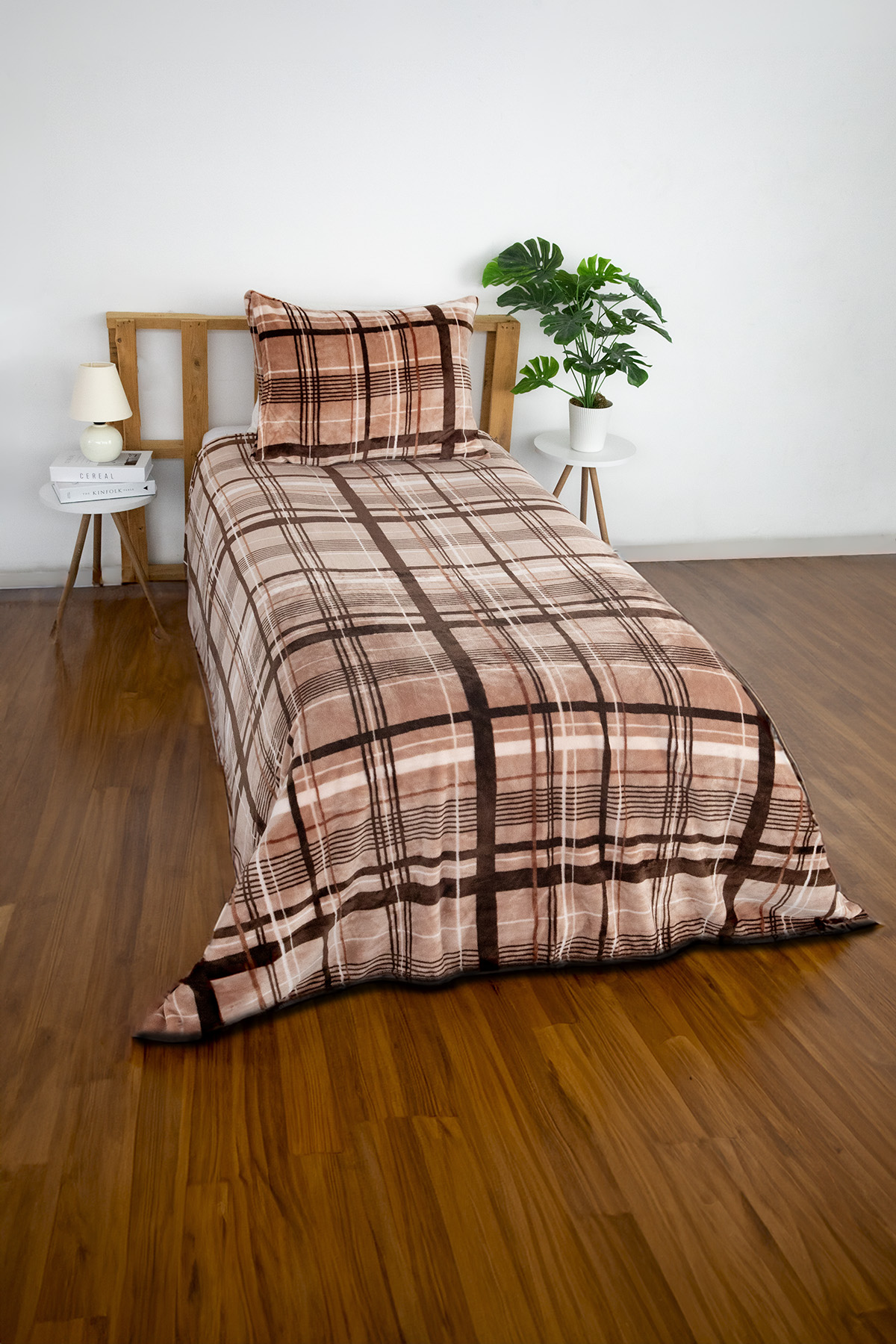 Favora 2 Parça Woolly Tek Kişilik Yatak Örtüsü Set Favora 2 Parça Woolly Tek Kişilik Yatak Örtüsü Set