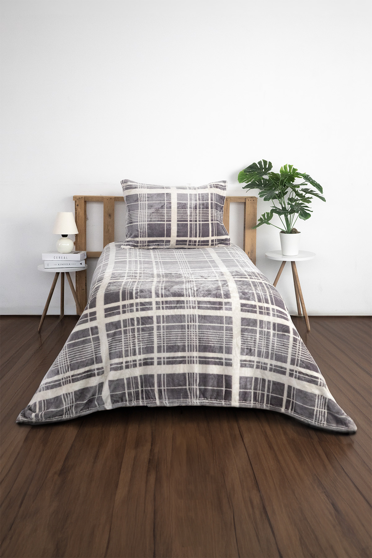 Favora 2 Parça Woolly Tek Kişilik Yatak Örtüsü Set Favora 2 Parça Woolly Tek Kişilik Yatak Örtüsü Set