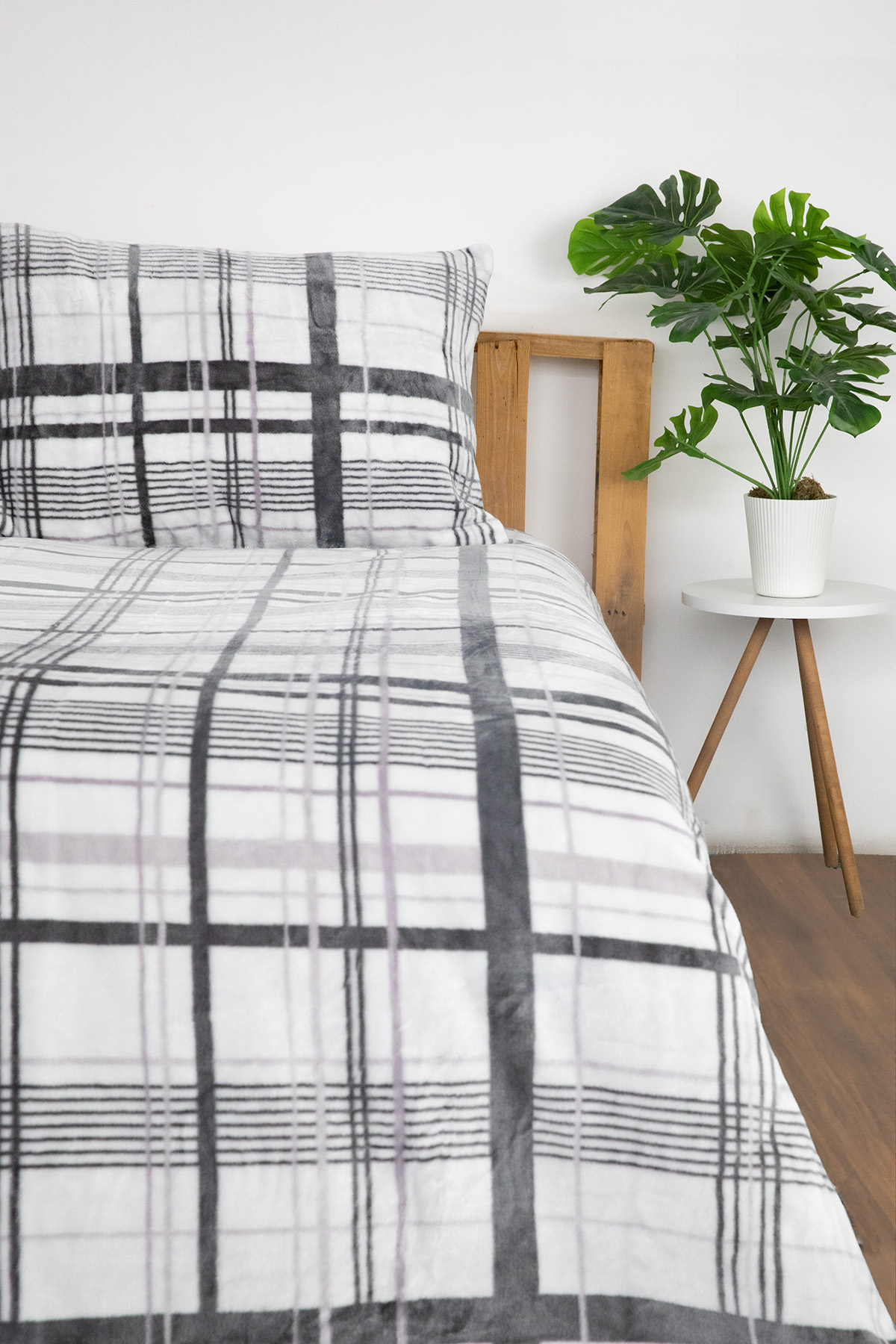 Favora 2 Parça Woolly Tek Kişilik Yatak Örtüsü Set Favora 2 Parça Woolly Tek Kişilik Yatak Örtüsü Set