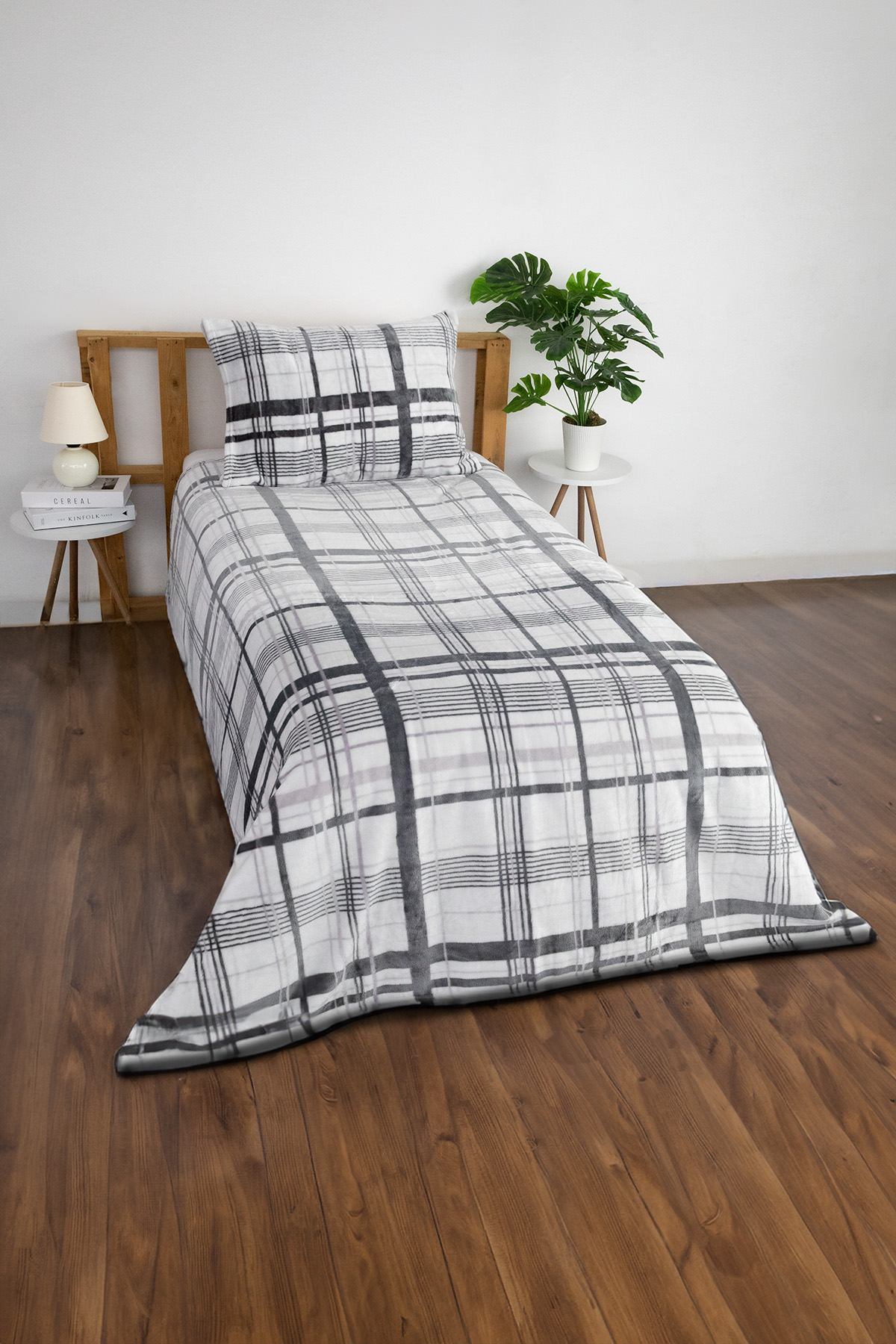 Favora 2 Parça Woolly Tek Kişilik Yatak Örtüsü Set Favora 2 Parça Woolly Tek Kişilik Yatak Örtüsü Set