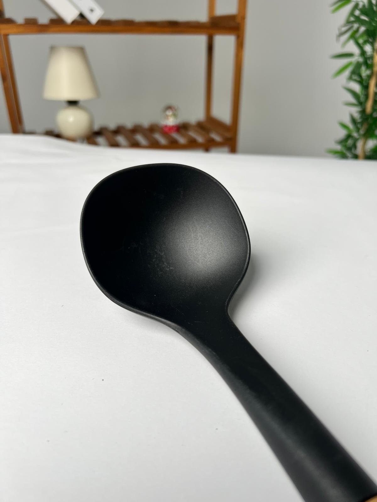 Favora 2li Ahşap Saplı Kepçe ve Spatula Seti - Siyah