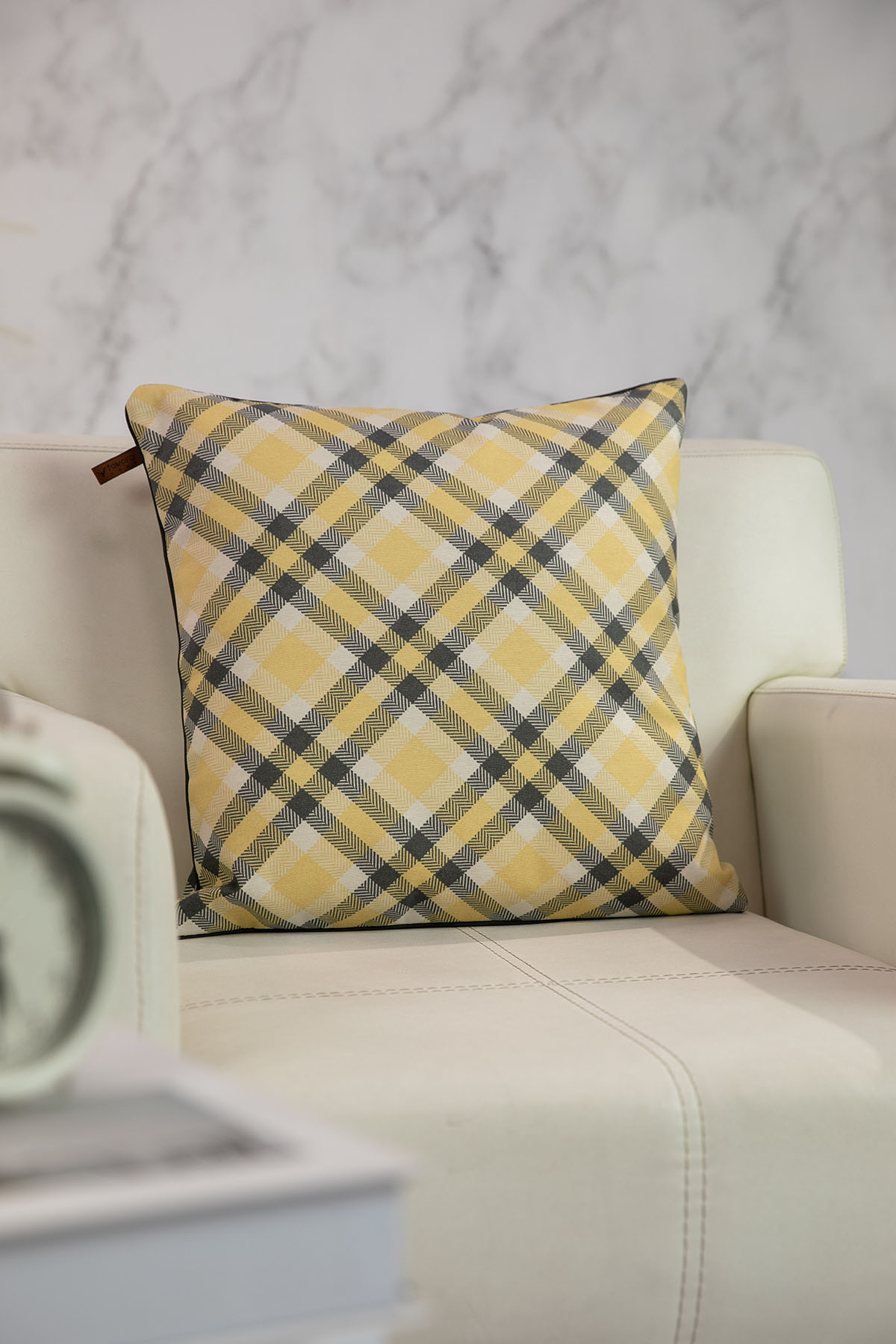 Favora Karelia Kırlent 43x43 cm - Sarı