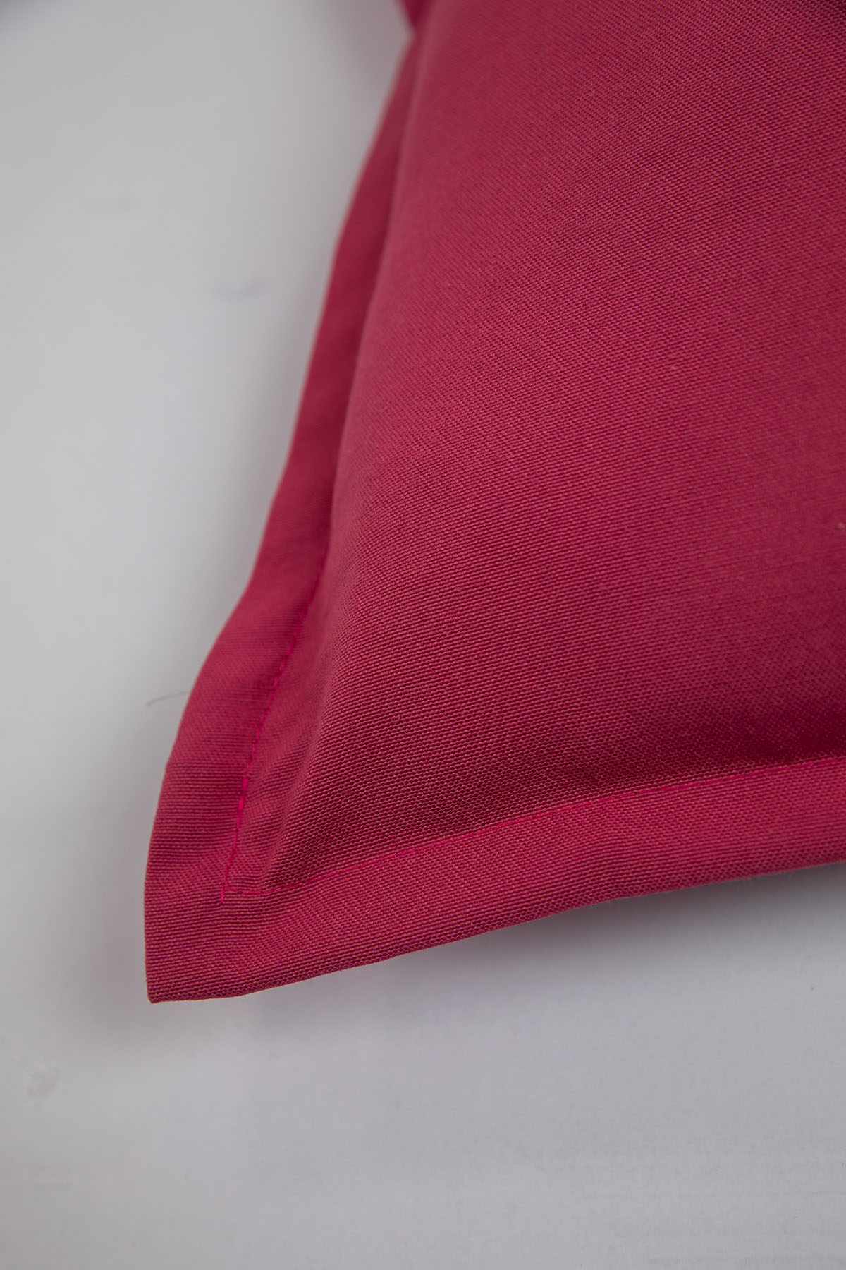 Favora Lino Kırlent 43x43 Cm - Pembe Favora Lino Kırlent 43x43 Cm - Pembe