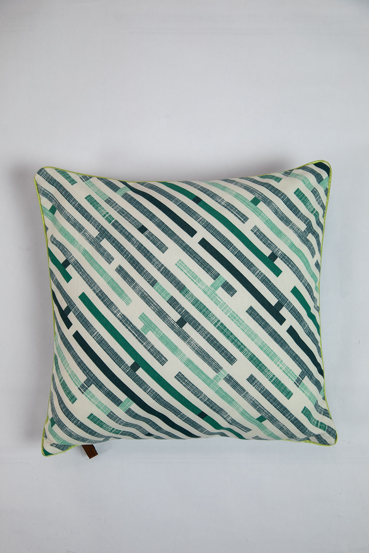 Favora Moderna Kırlent 43x43 cm - Yeşil Favora Moderna Kırlent 43x43 cm - Yeşil