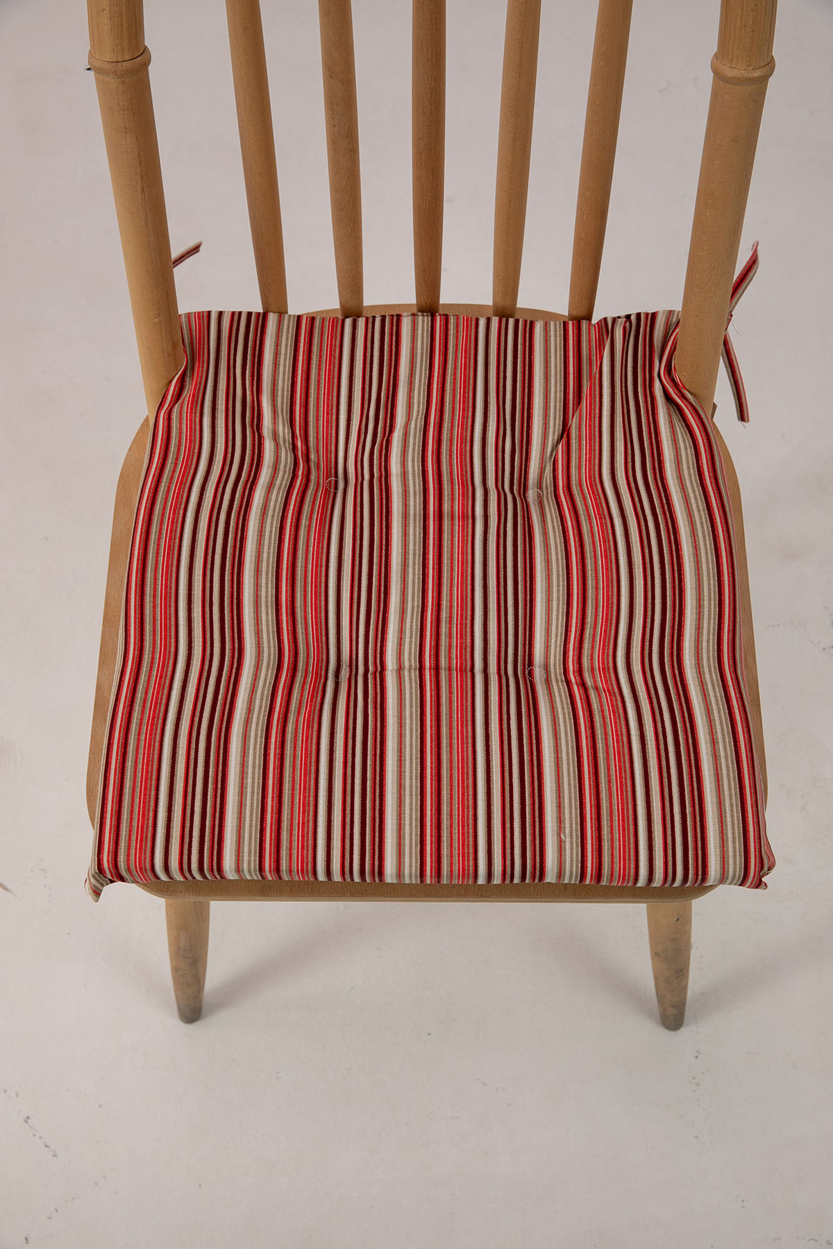 Favora Molira Süngerli Sandalye Minderi 40x40 Cm - Kırmızı