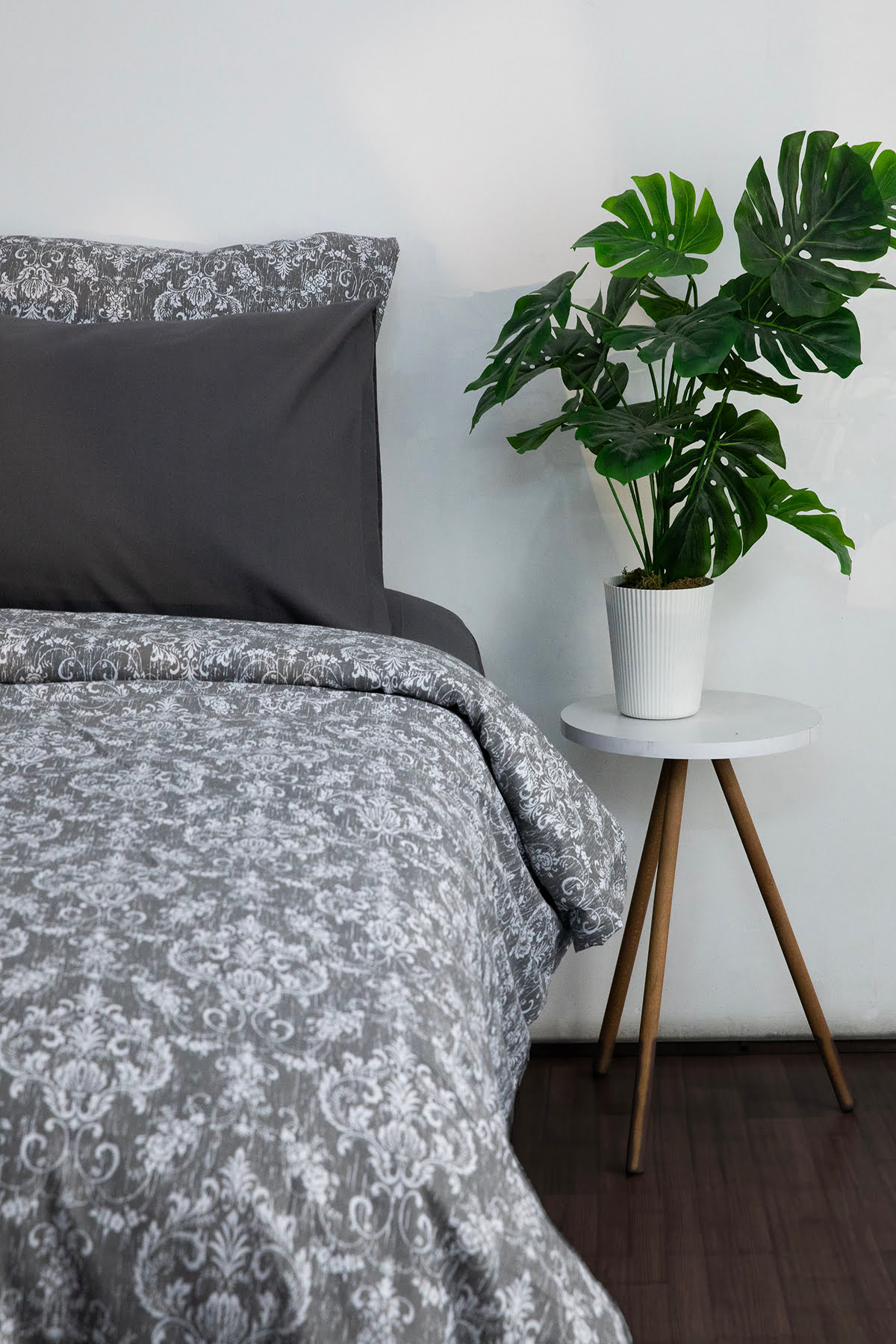 Favora Sarmal Tek Kişilik Nevresim Takımı - Antras Favora Sarmal Tek Kişilik Nevresim Takımı - Antras