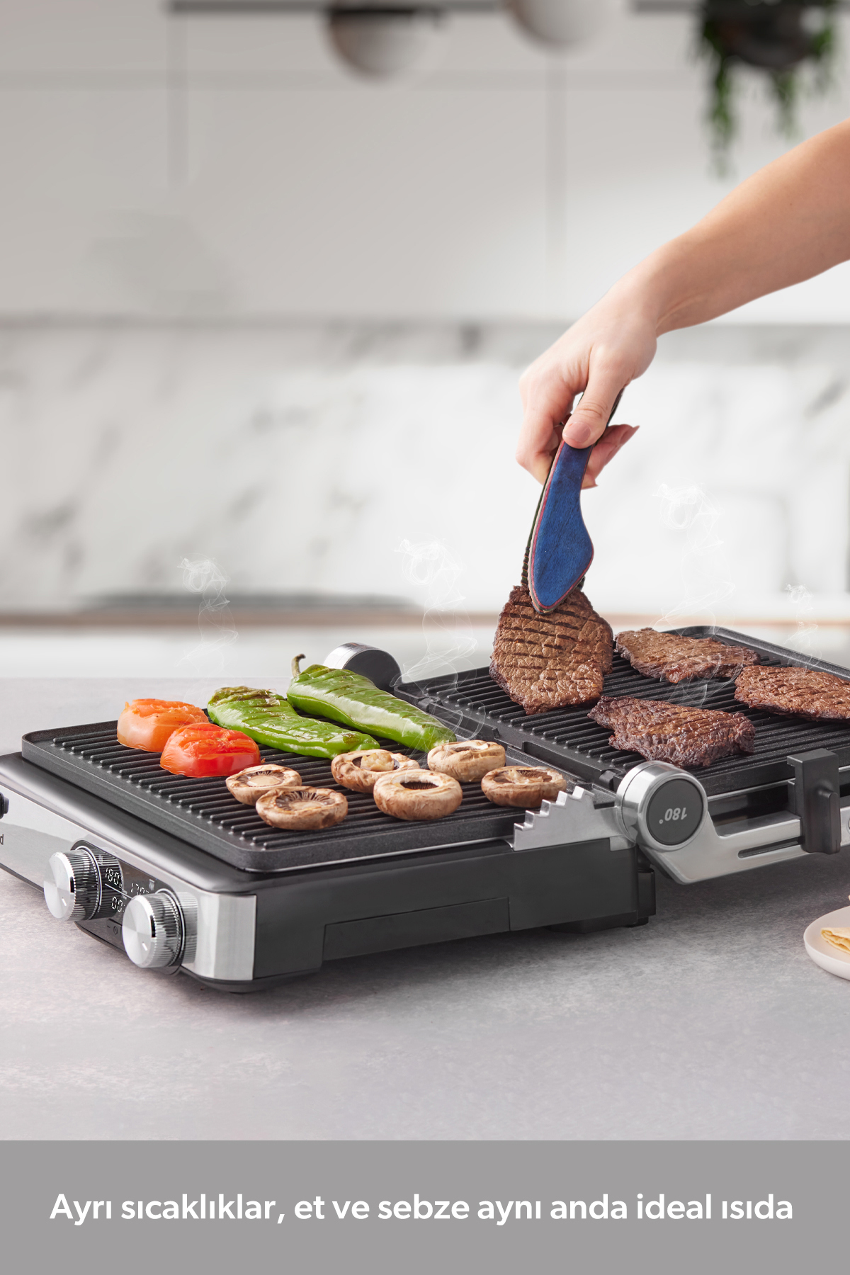 Homend Grilliant 1340H 4 Dilim Kapasiteli Inox Gövde Döküm Plakalı Tost ve Izgara Makinesi