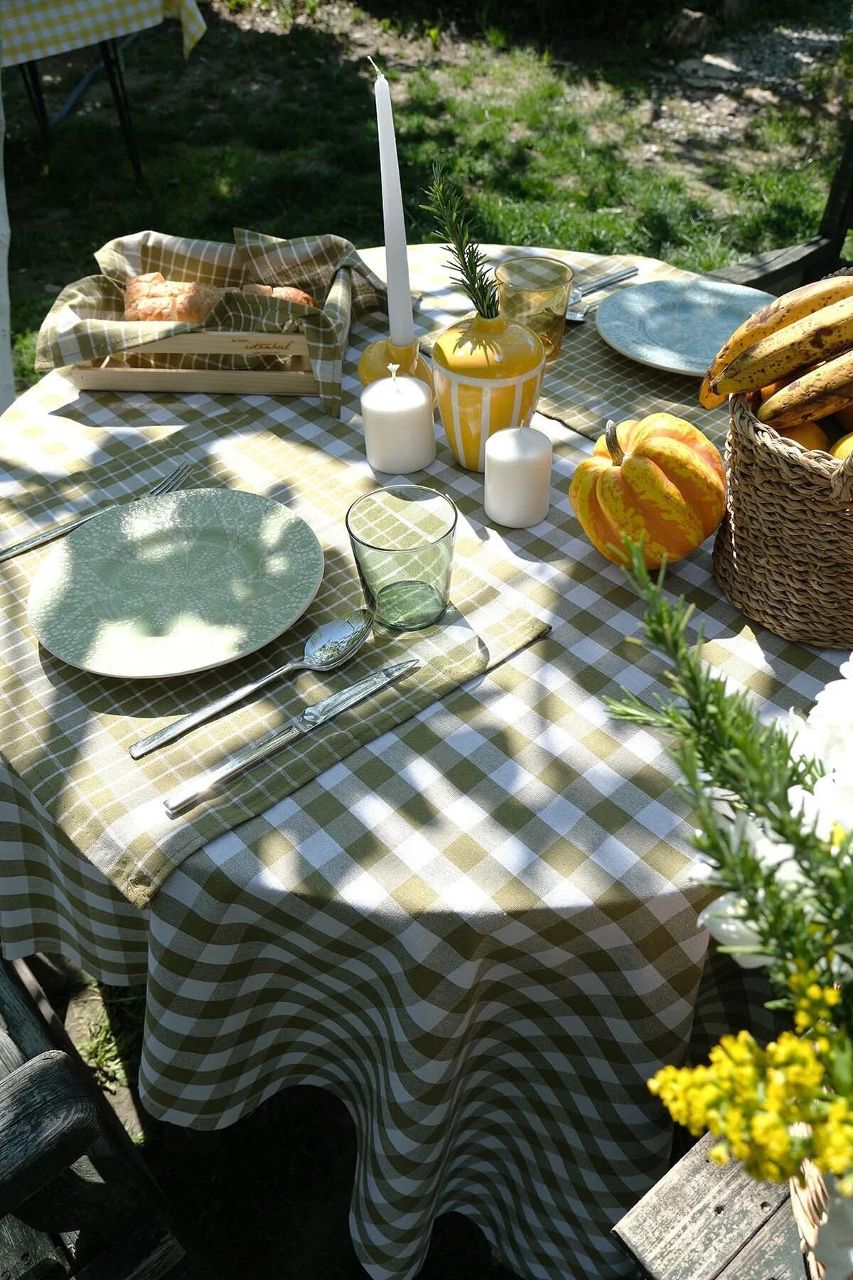 İyi Geceler %100 Pamuklu Happy Days Minimal Doğal Ahşap Ekmek Sepetli Sofra Ve Piknik Seti 7 Parça - Yeşil