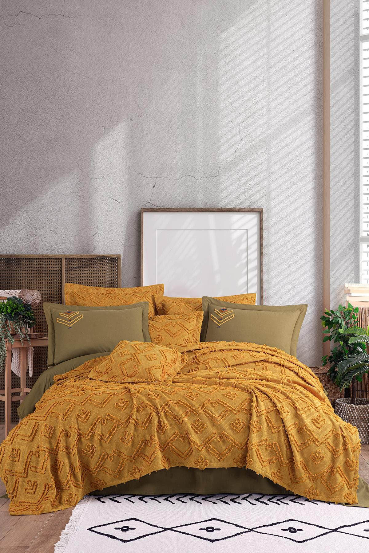 İyi Geceler Aztech Çift Kişilik Yatak Örtüsü Seti - Hardal