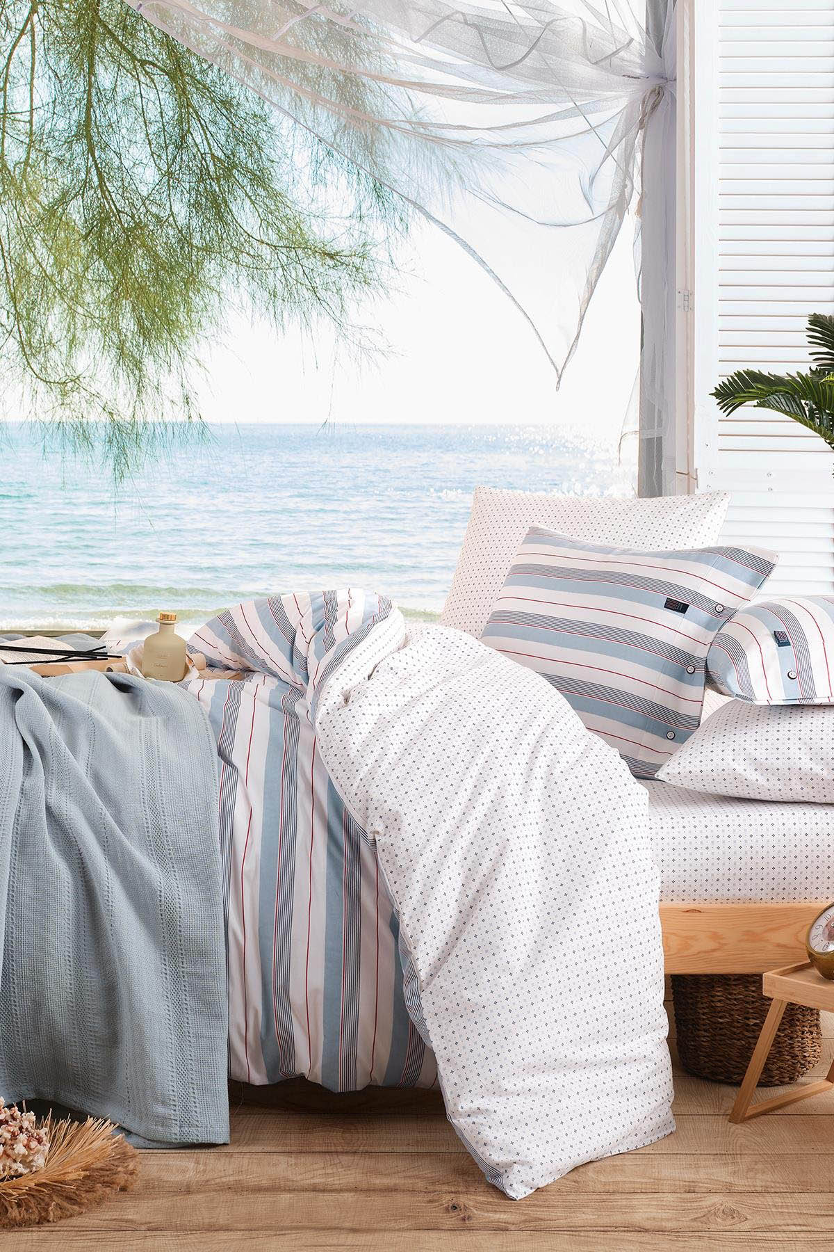 İyi Geceler Blue Marine Çift Kişilik Nevresimli Pike Takımı - Aura Mavi