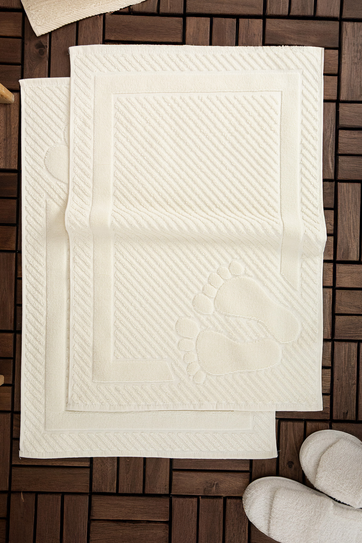 Leoline %100 Pamuk Premium 2'li Ayak Havlusu - Krem Leoline %100 Pamuk Premium 2'li Ayak Havlusu - Krem