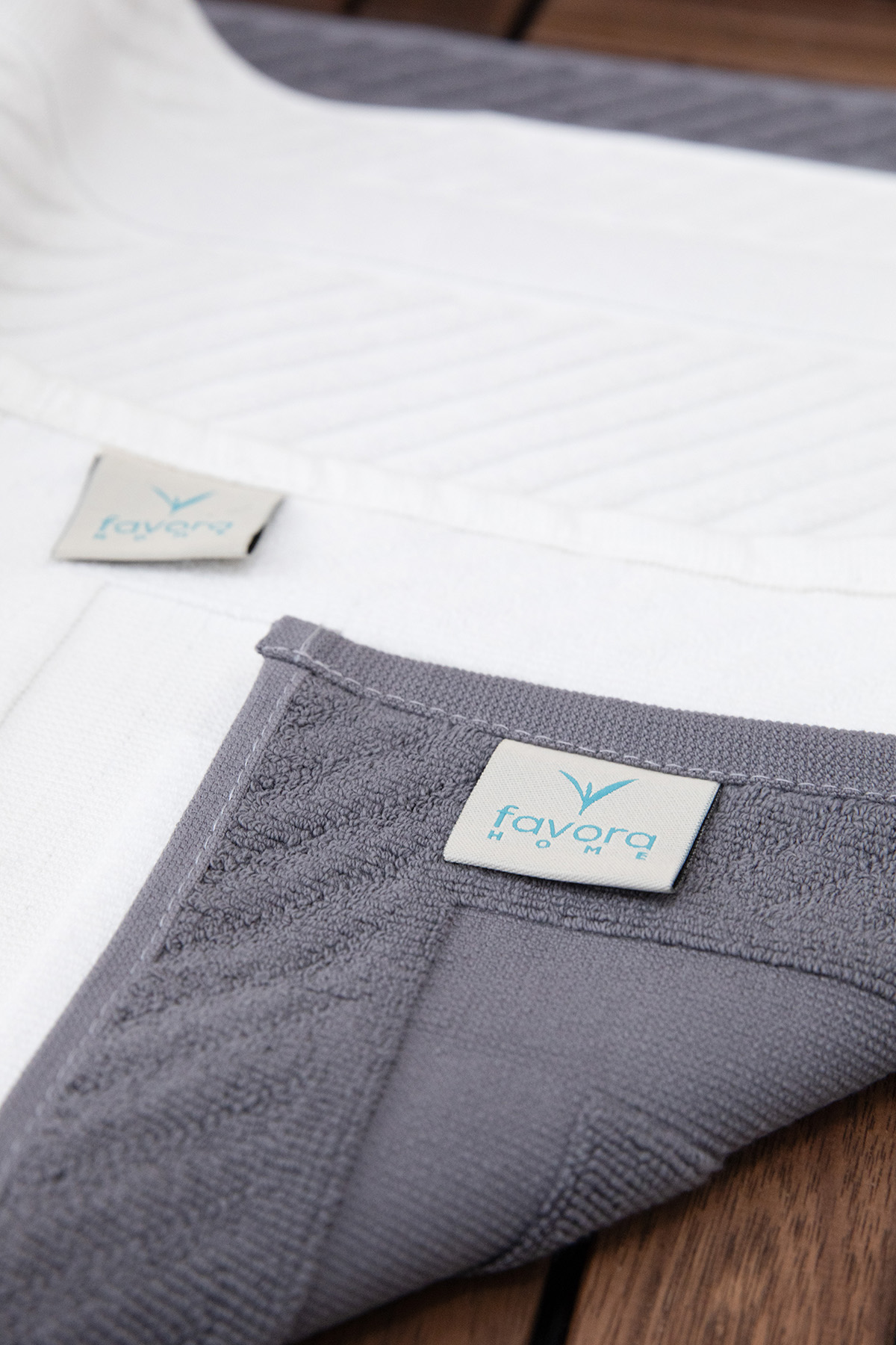 Leoline %100 Pamuk 2li Ayak Havlusu - Beyaz-Antras Leoline %100 Pamuk 2li Ayak Havlusu - Beyaz-Antras