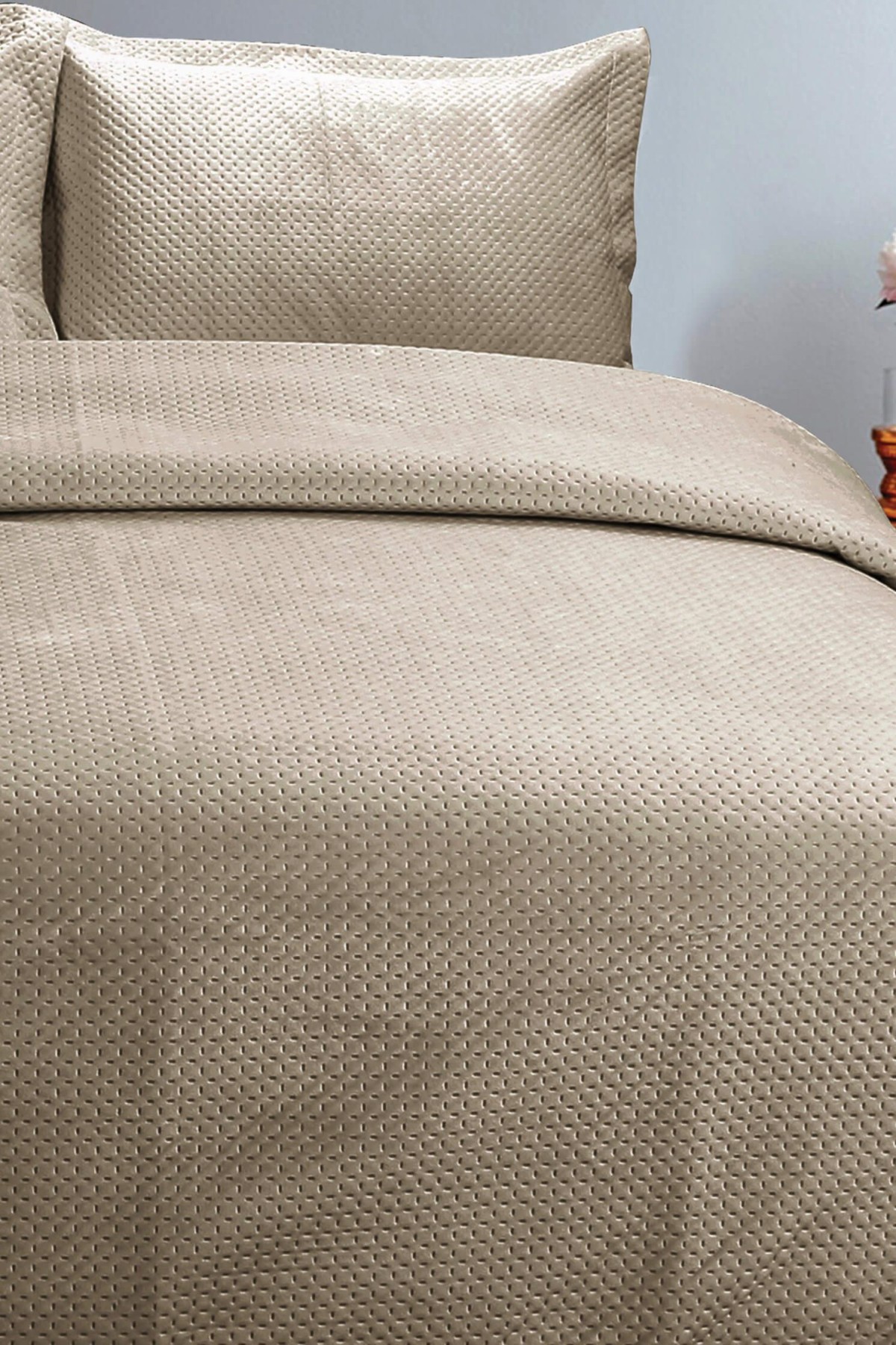 Lidia Çift Kişilik Yatak Örtüsü Takımı - Vizon Lidia Çift Kişilik Yatak Örtüsü Takımı - Vizon