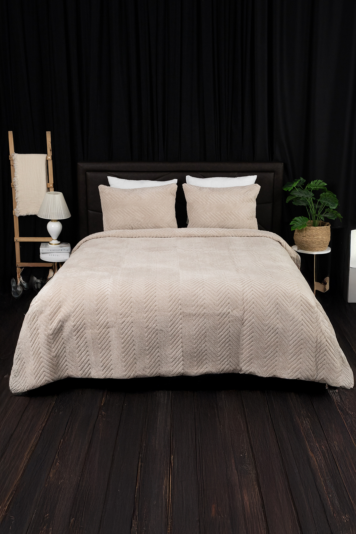 Liena Wellsoft Çift Taraflı 4 Mevsim Çift Kişilik Yatak Örtüsü - Bej Liena Wellsoft Çift Taraflı 4 Mevsim Çift Kişilik Yatak Örtüsü - Bej