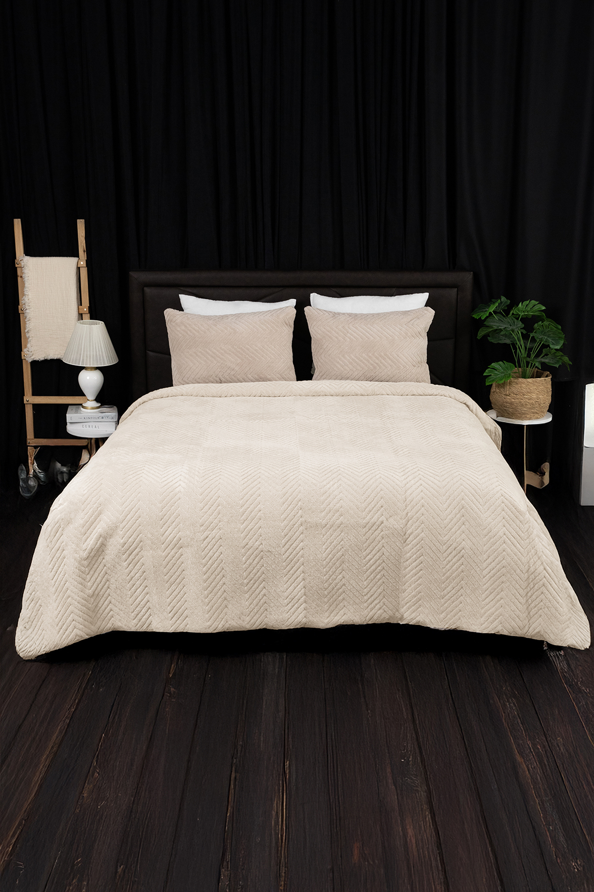 Liena Wellsoft Çift Taraflı 4 Mevsim Çift Kişilik Yatak Örtüsü - Bej Liena Wellsoft Çift Taraflı 4 Mevsim Çift Kişilik Yatak Örtüsü - Bej