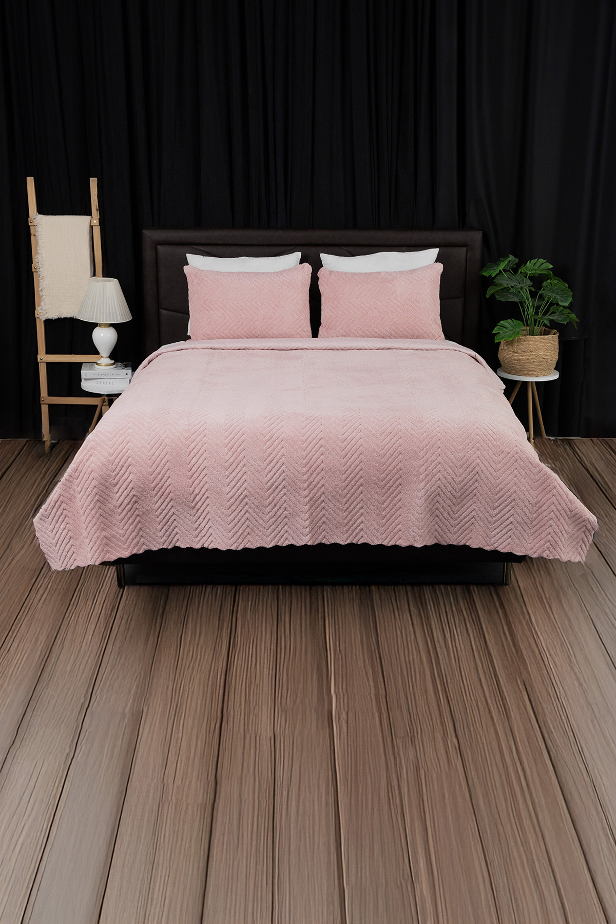 Liena Wellsoft Çift Taraflı 4 Mevsim Çift Kişilik Yatak Örtüsü - Pudra Liena Wellsoft Çift Taraflı 4 Mevsim Çift Kişilik Yatak Örtüsü - Pudra