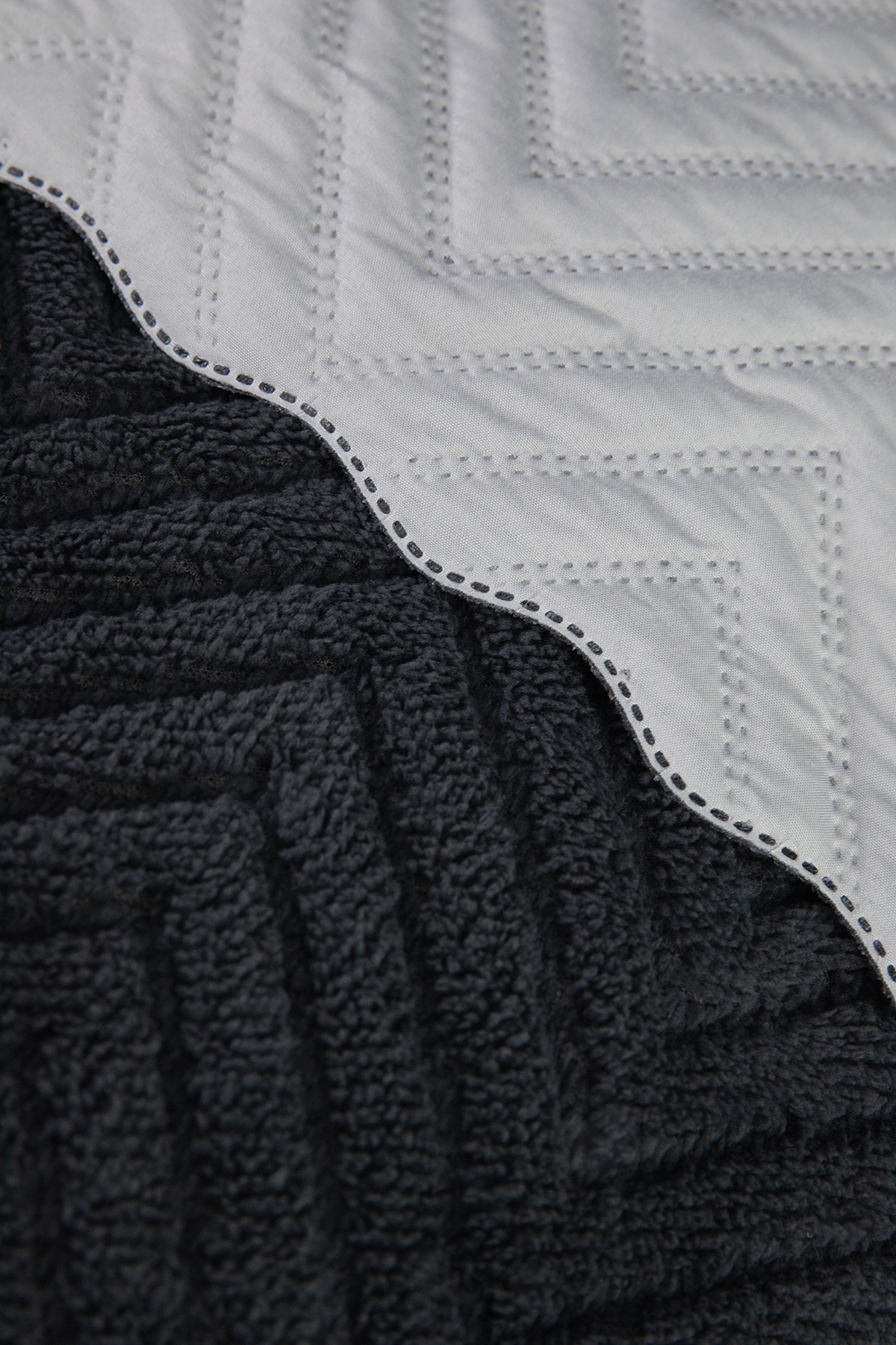 Liena Wellsoft Tek Kişilik Yatak Örtüsü - Antrasit Liena Wellsoft Tek Kişilik Yatak Örtüsü - Antrasit